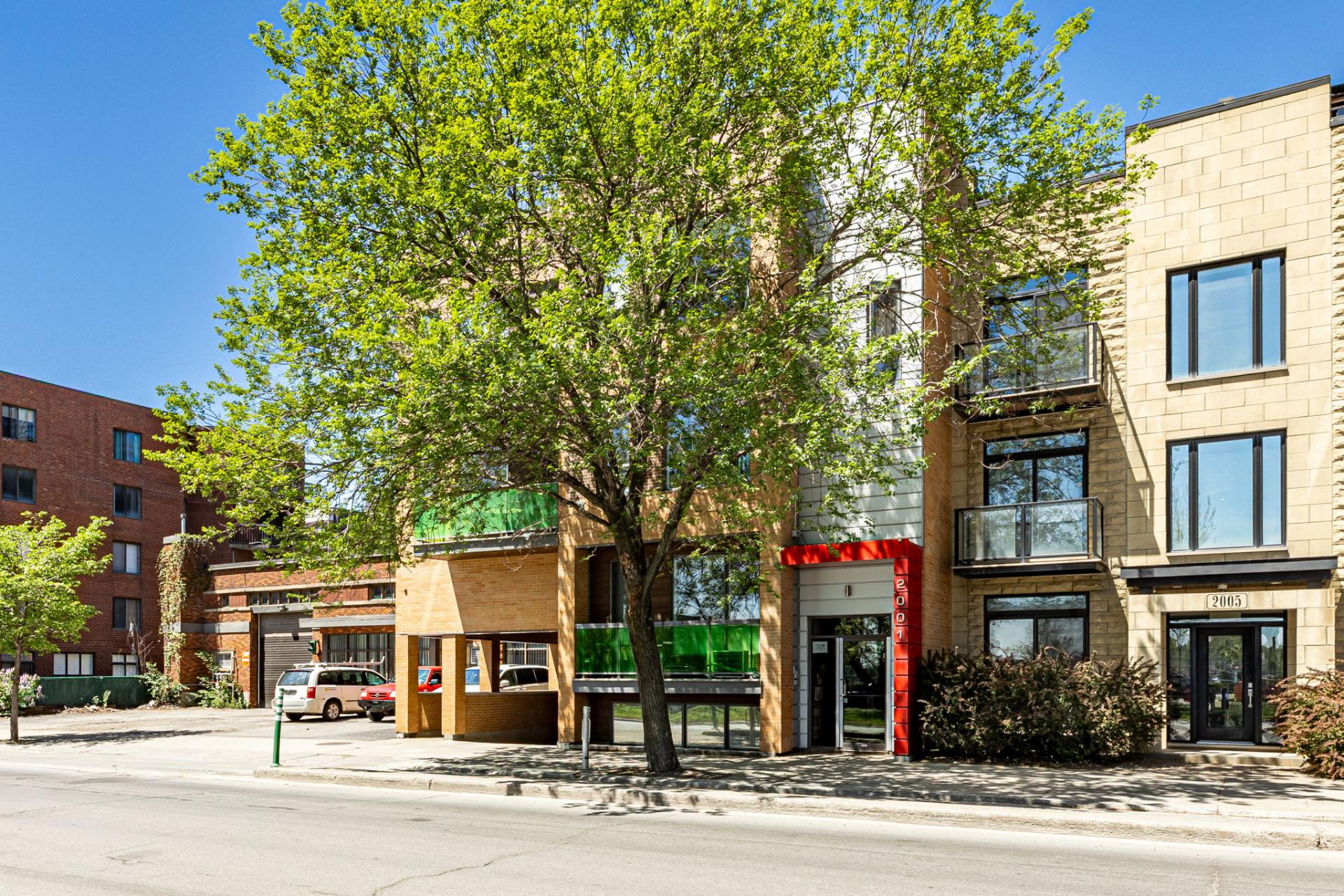 MLS: 26242851