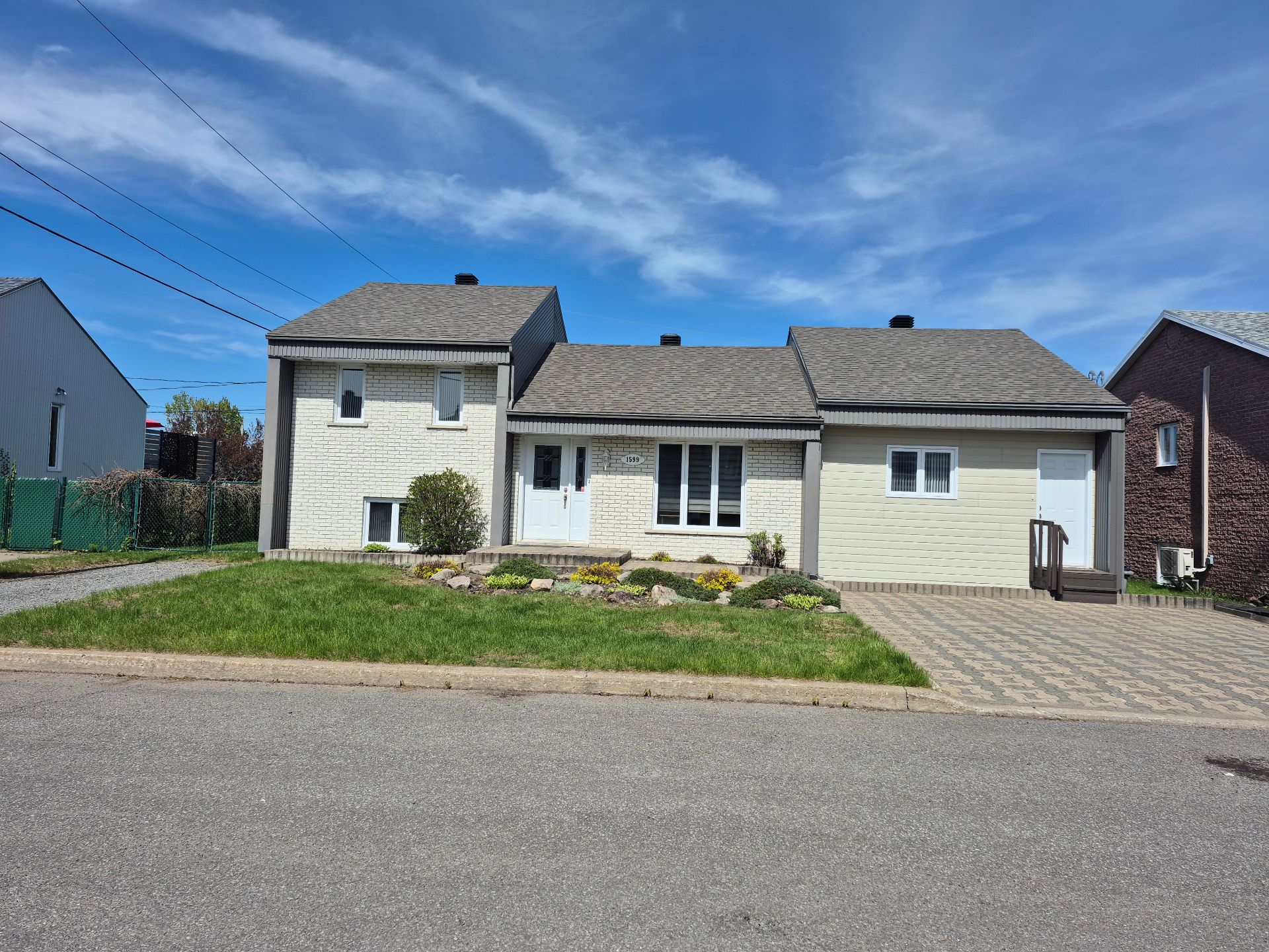 MLS: 24261805