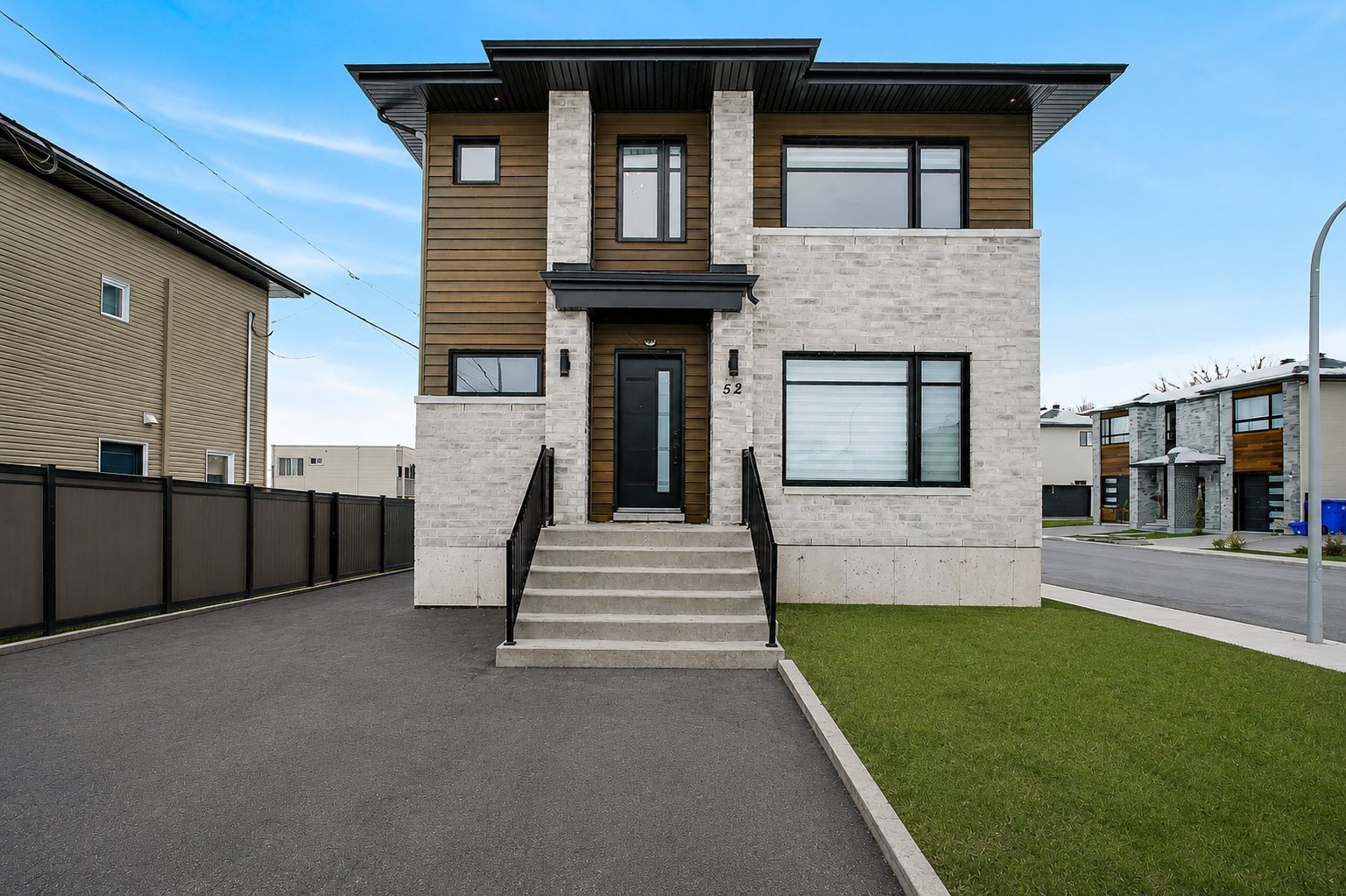 MLS: 23525123