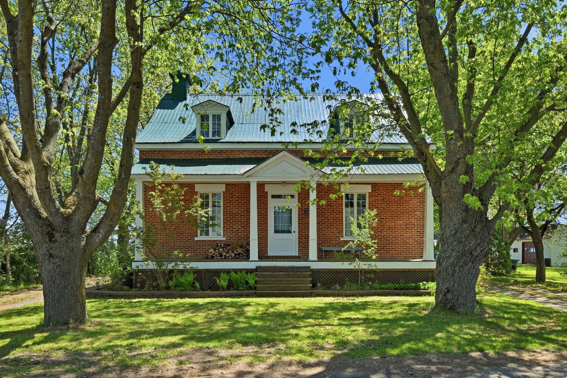 MLS: 26503972