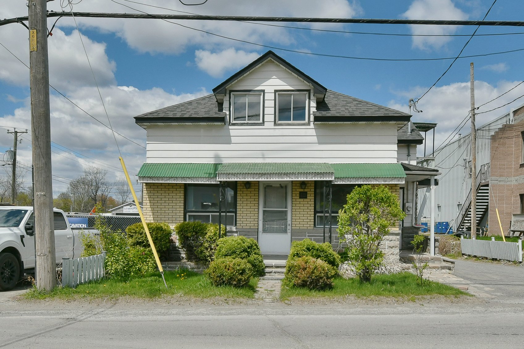MLS: 11047703