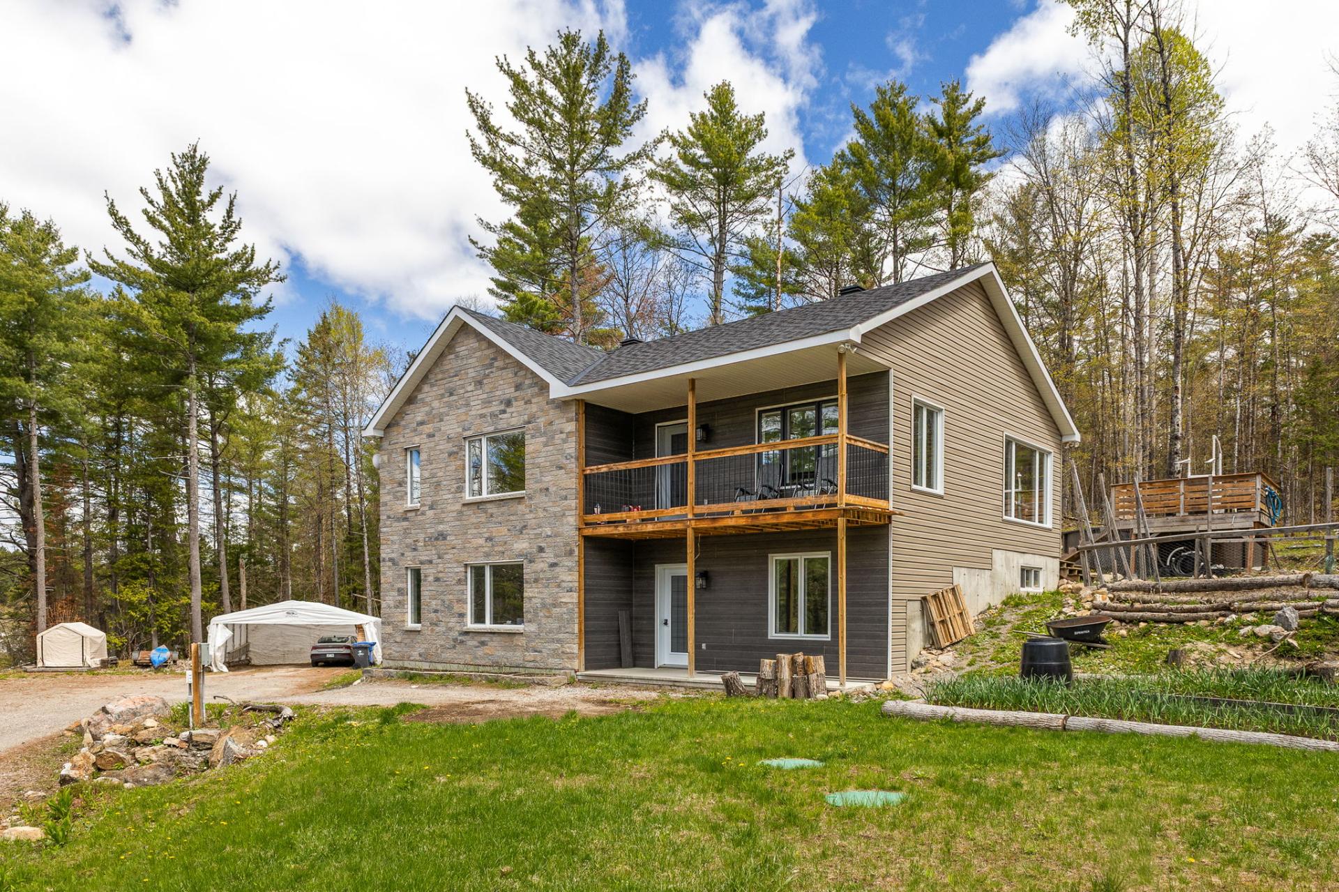 MLS: 15250842