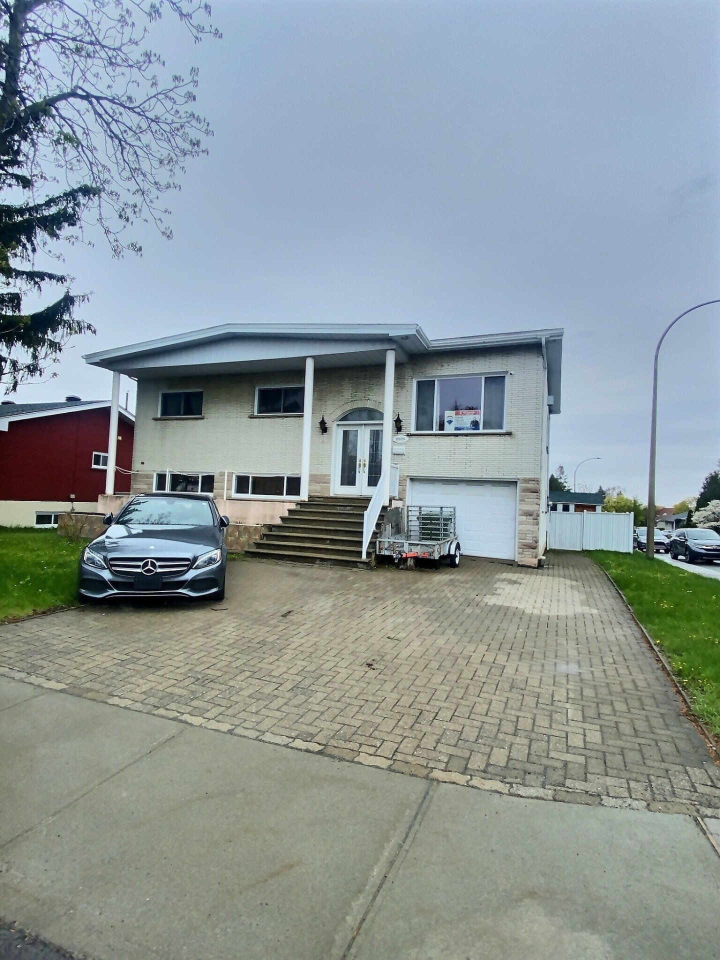 MLS: 25302939