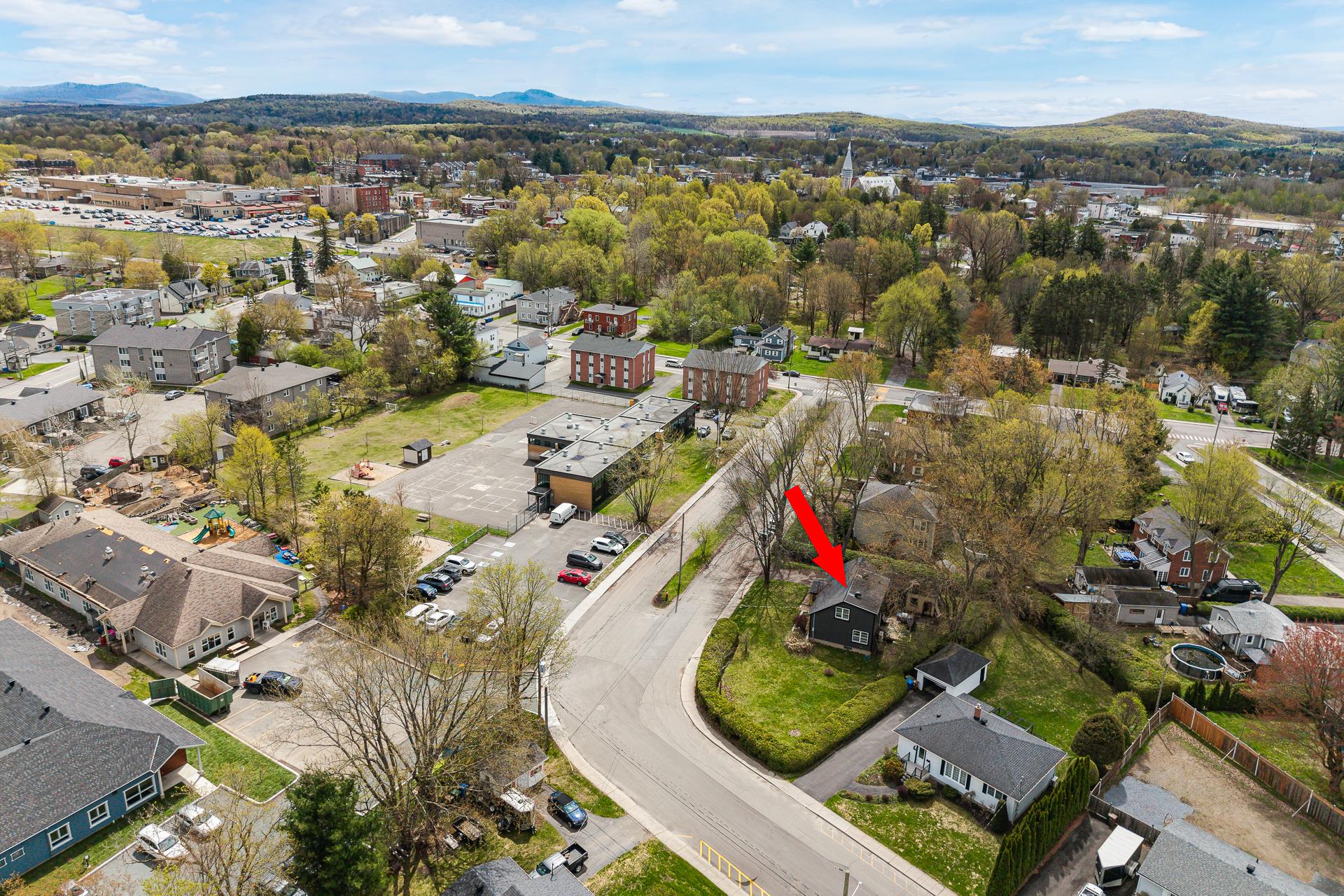 MLS: 9787415