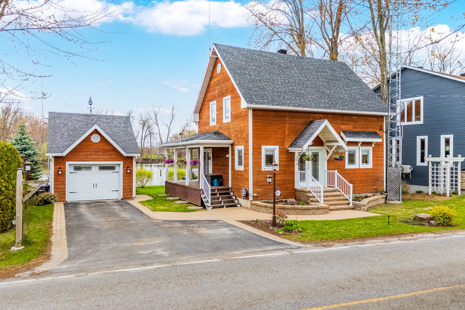 MLS: 21200633
