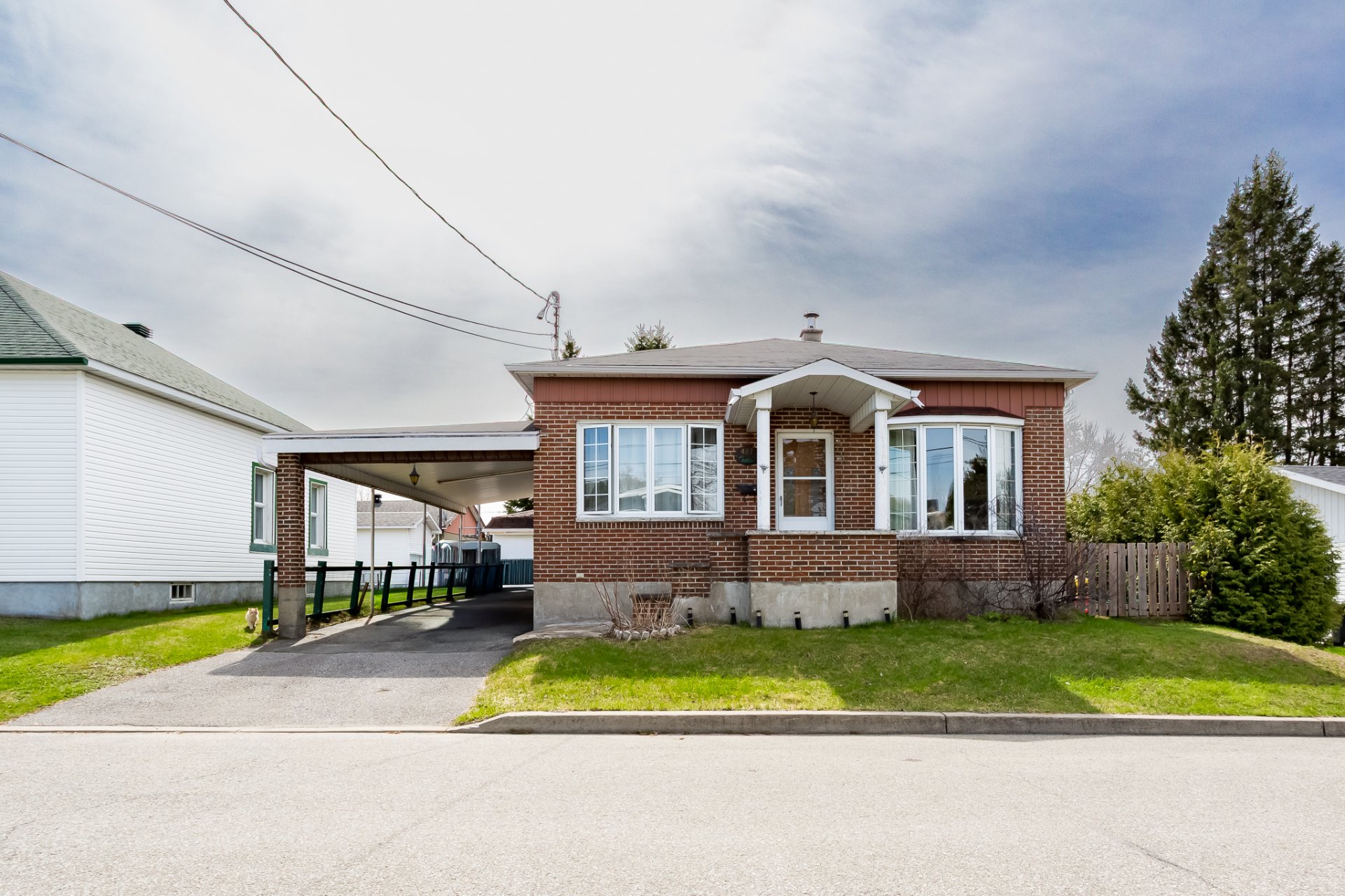 MLS: 26810912