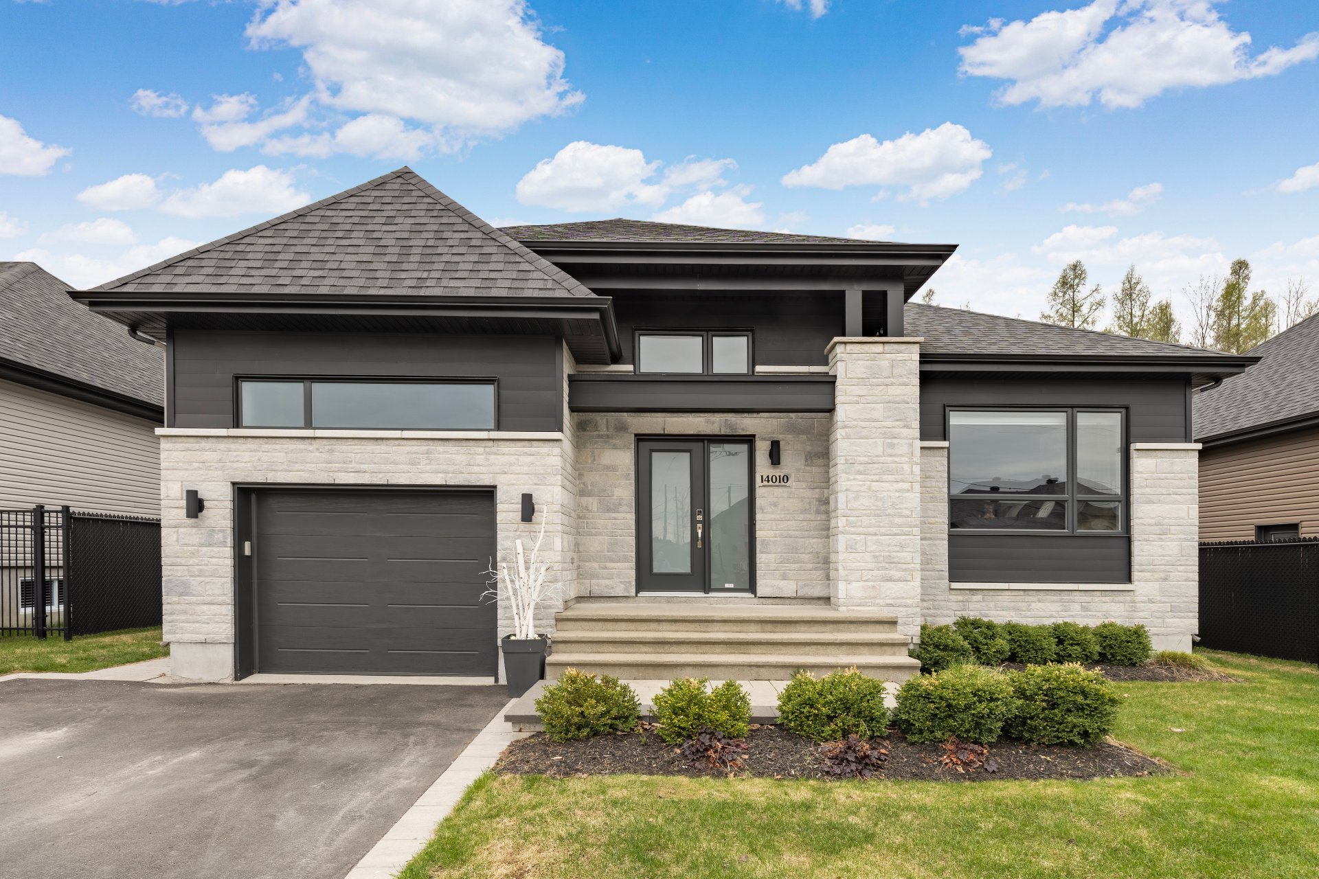 MLS: 21508843