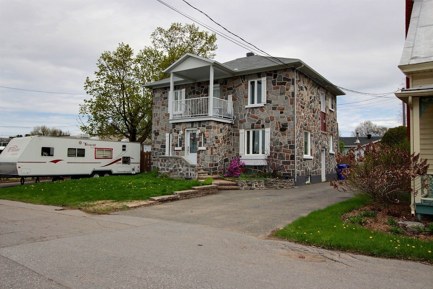 MLS: 11773210