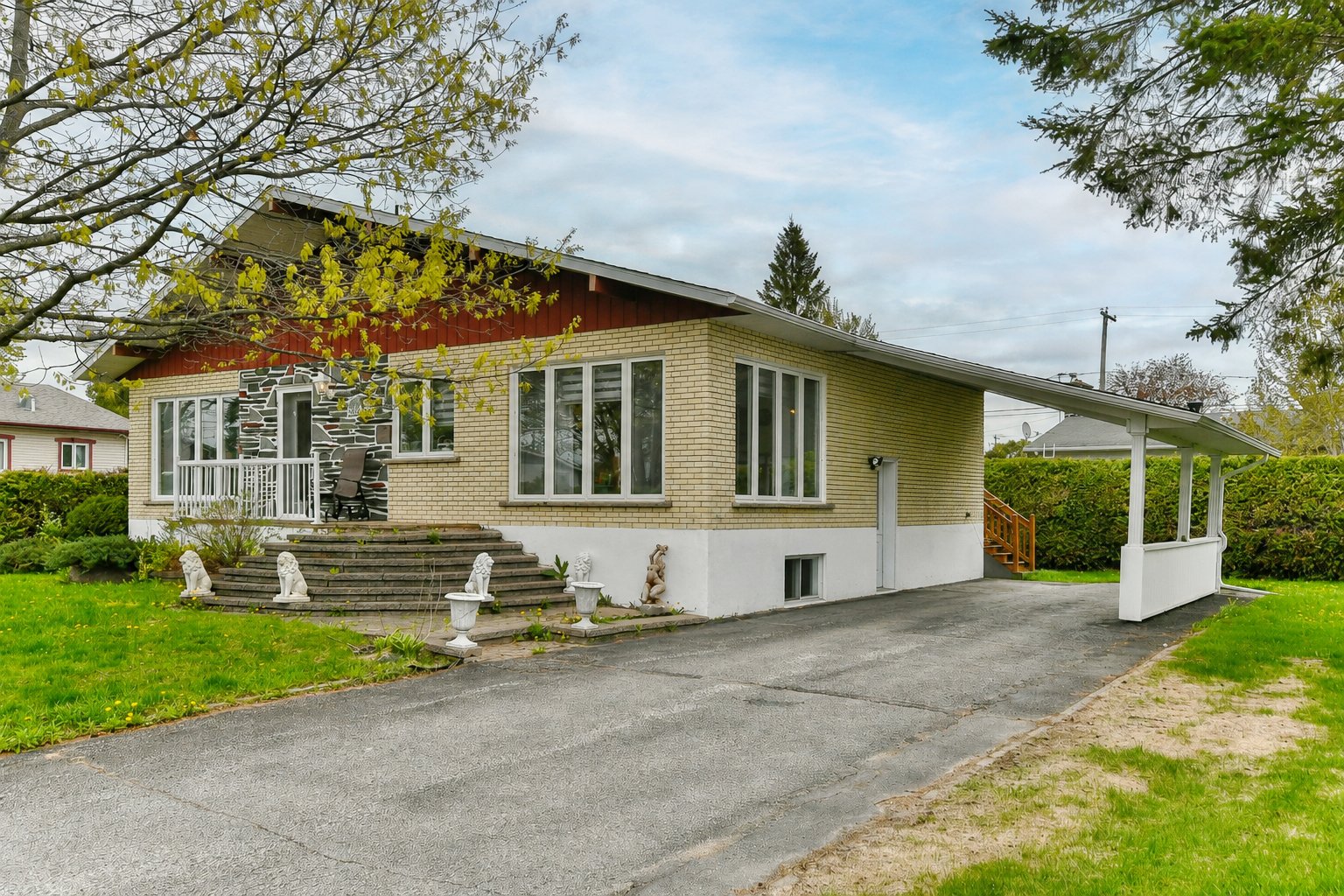 MLS: 19356362