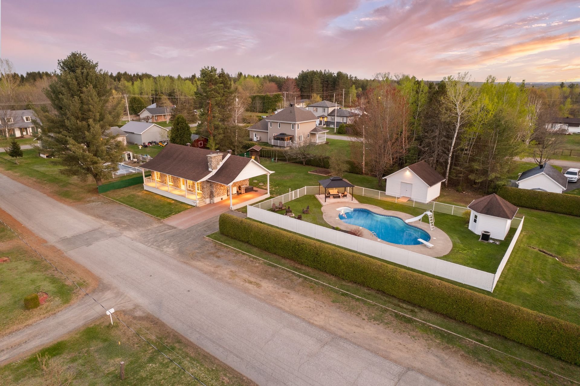MLS: 12415787