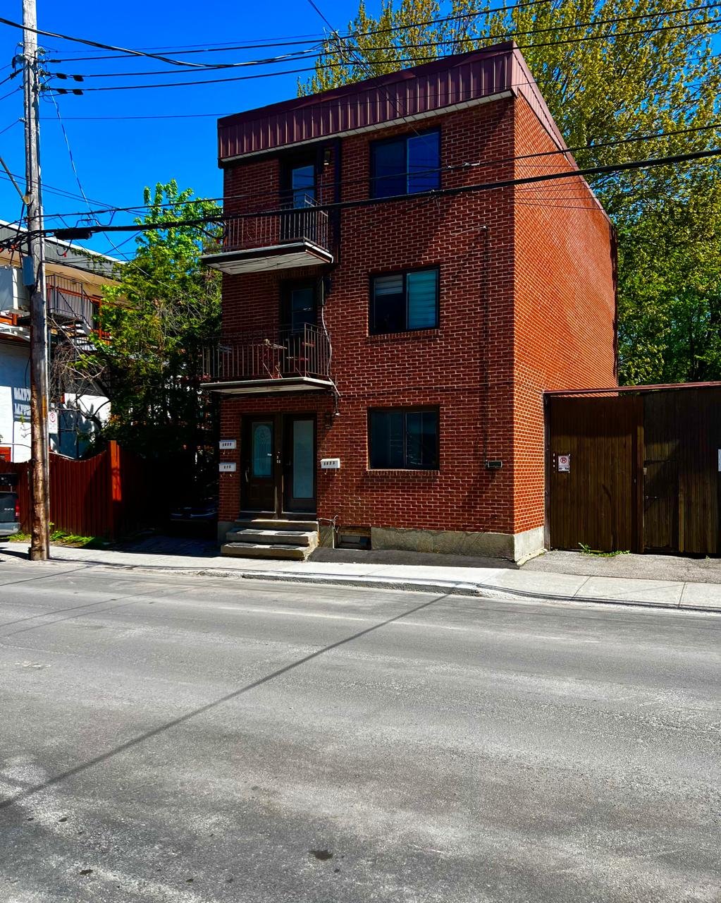 MLS: 19716053