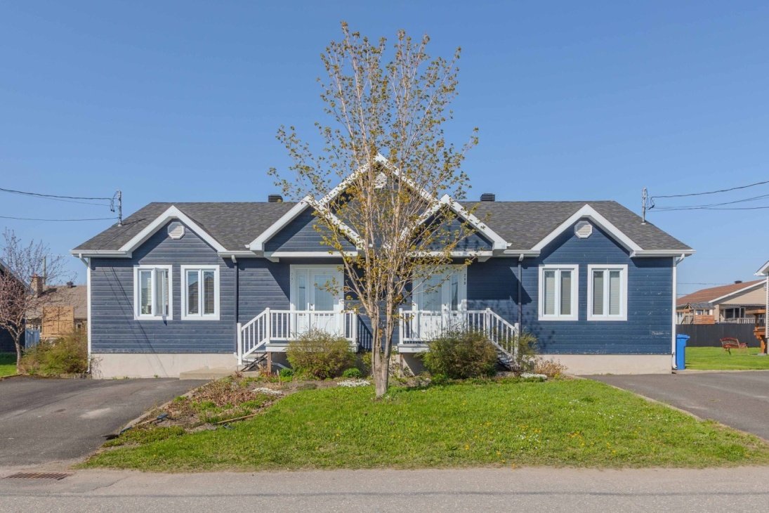 MLS: 28422052