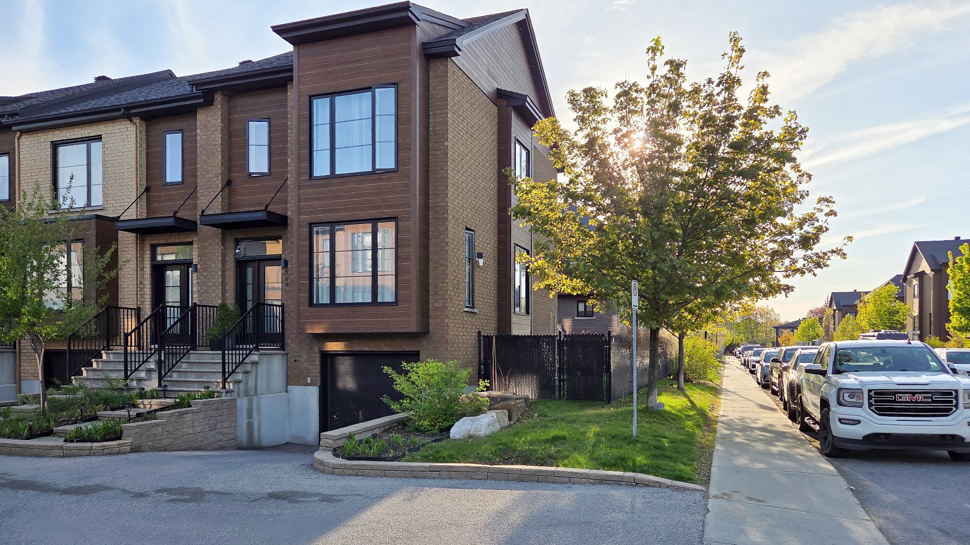 MLS: 26508063
