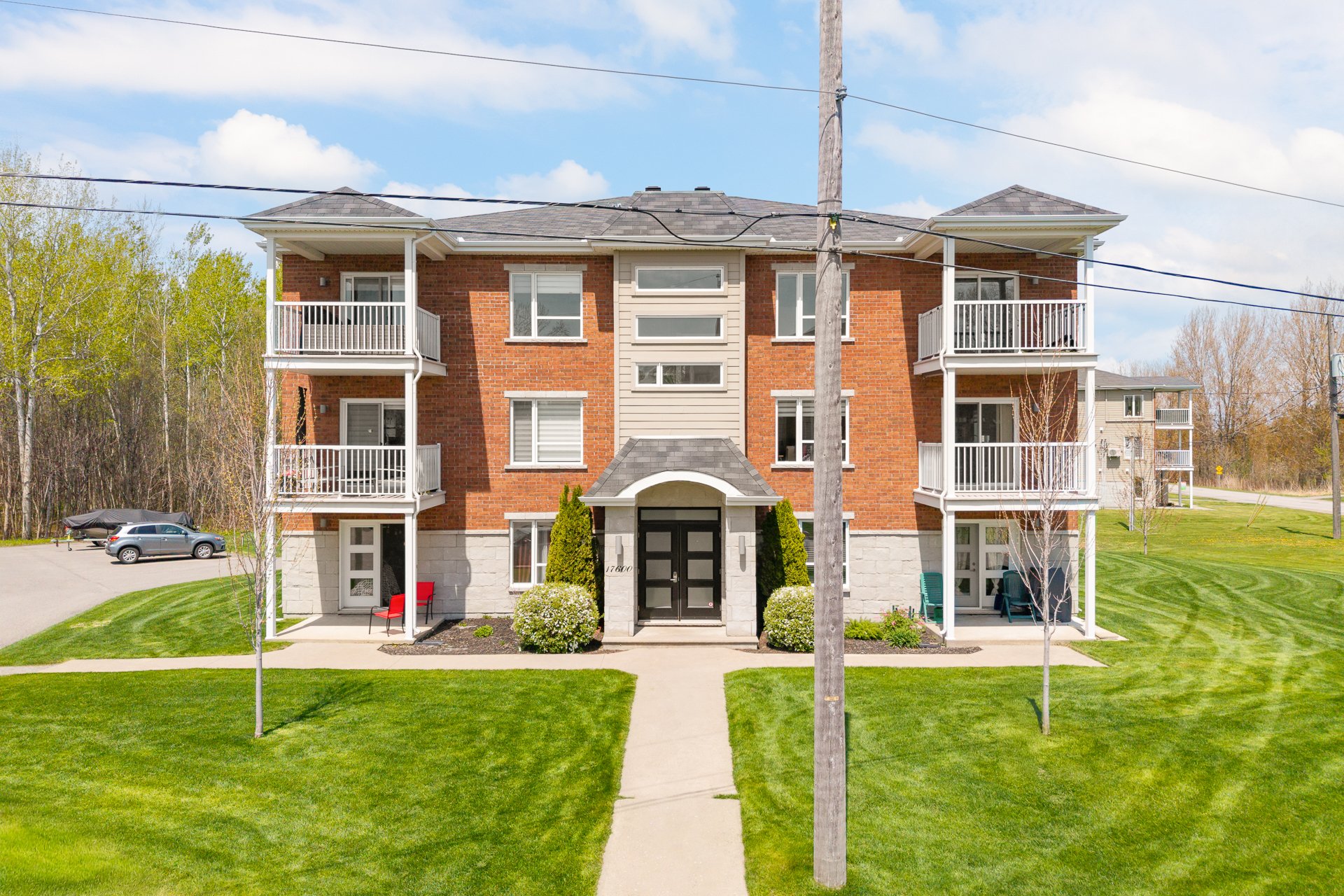 MLS: 24615739