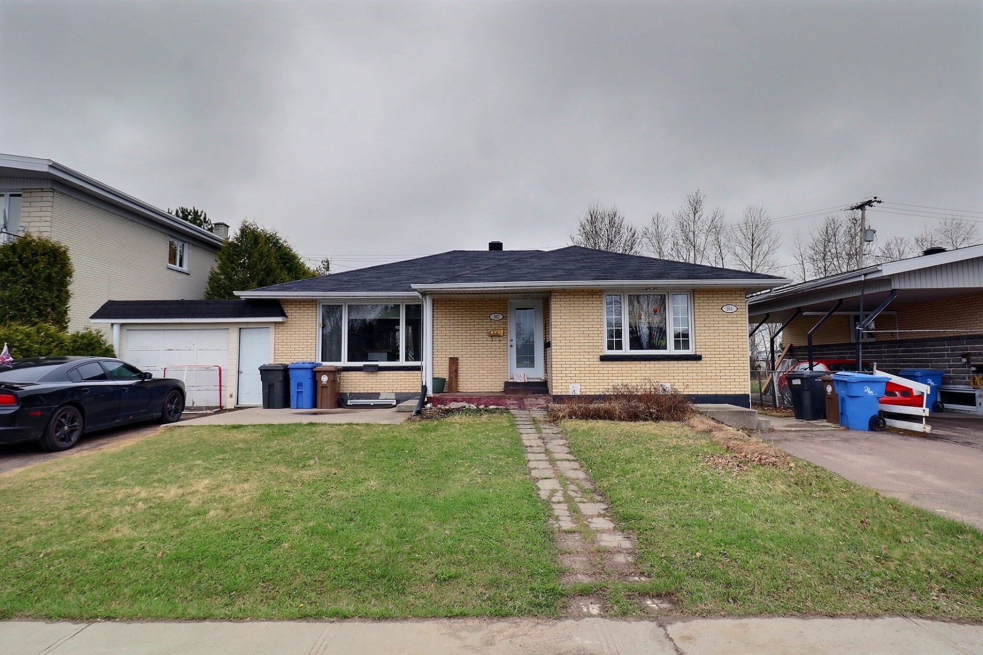 MLS: 9962408