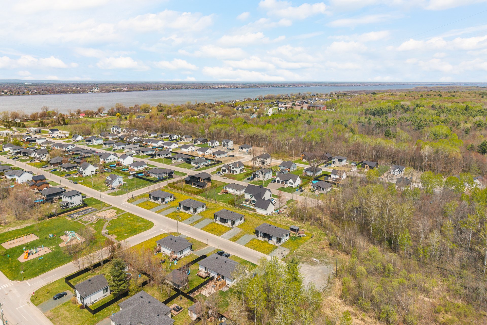MLS: 10240837