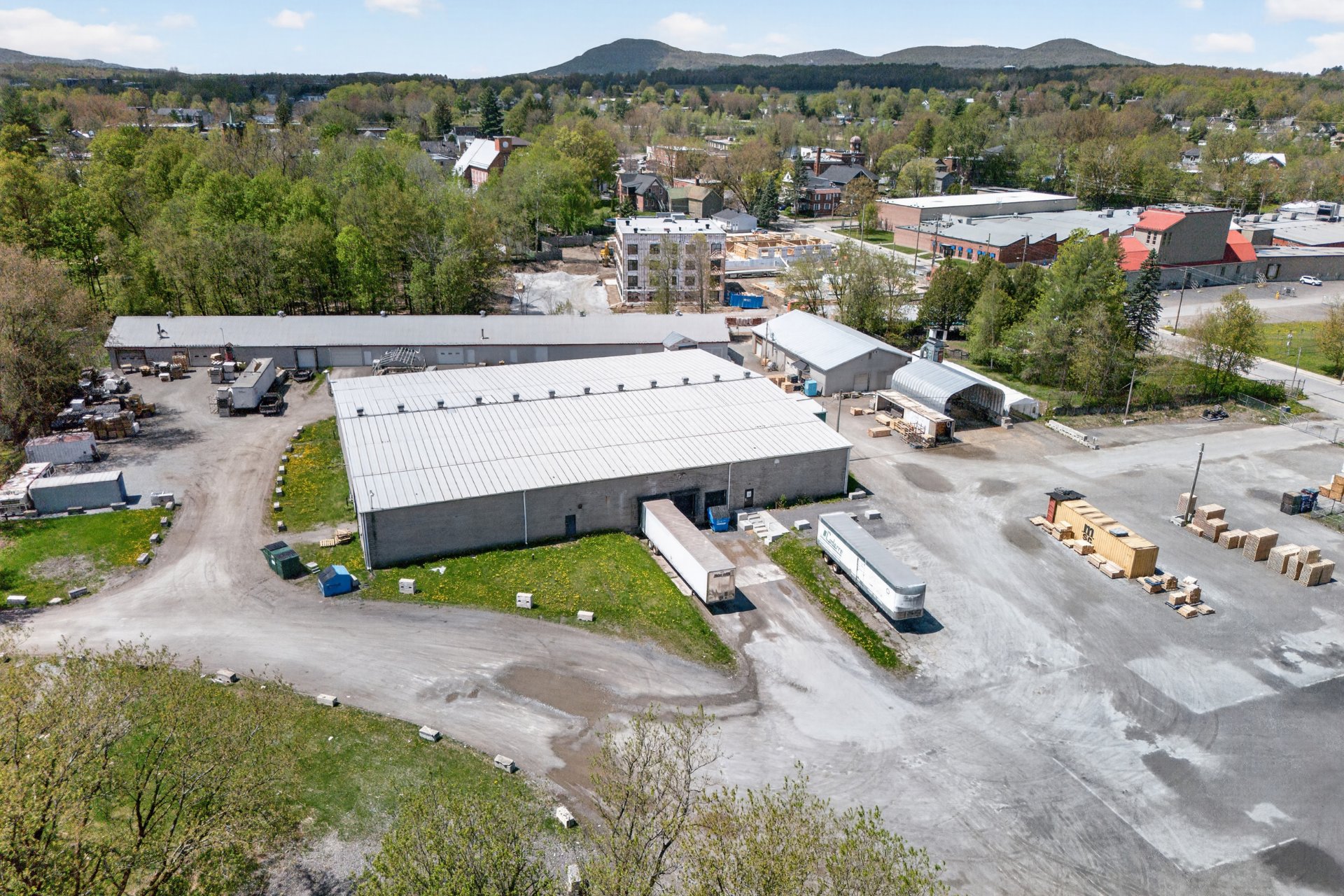 MLS: 26035870