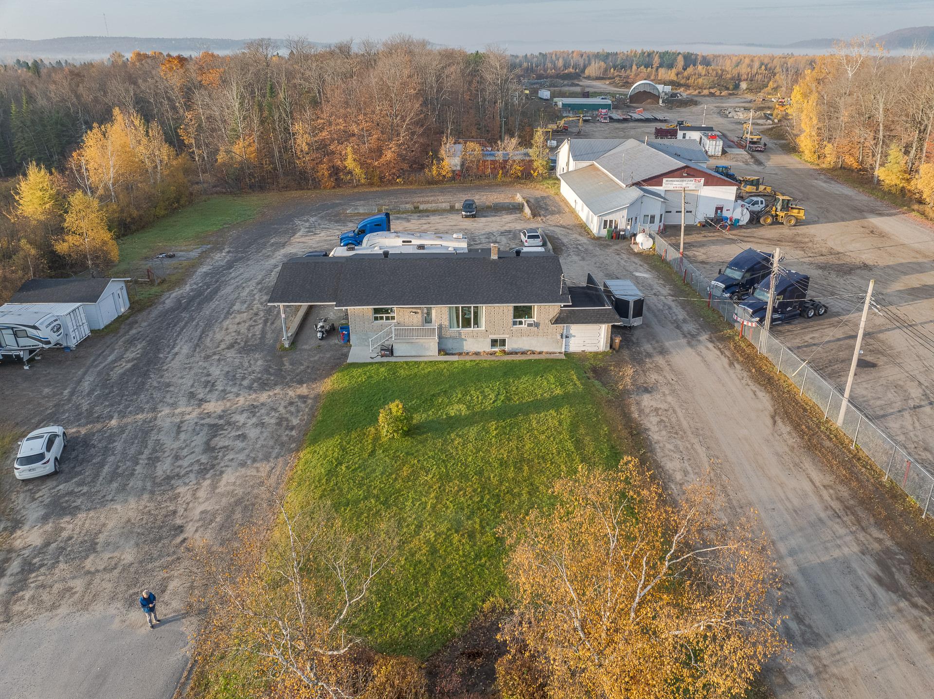 MLS: 22692952