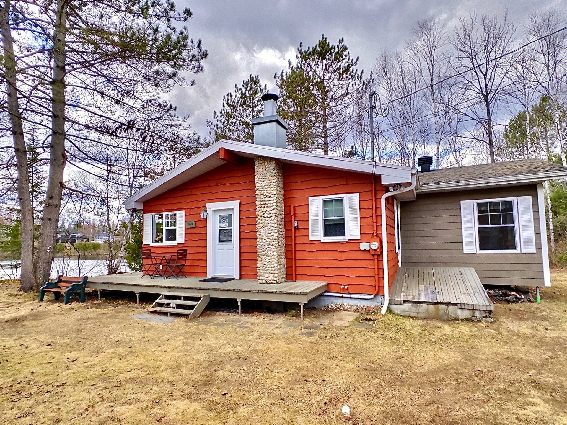MLS: 25132862