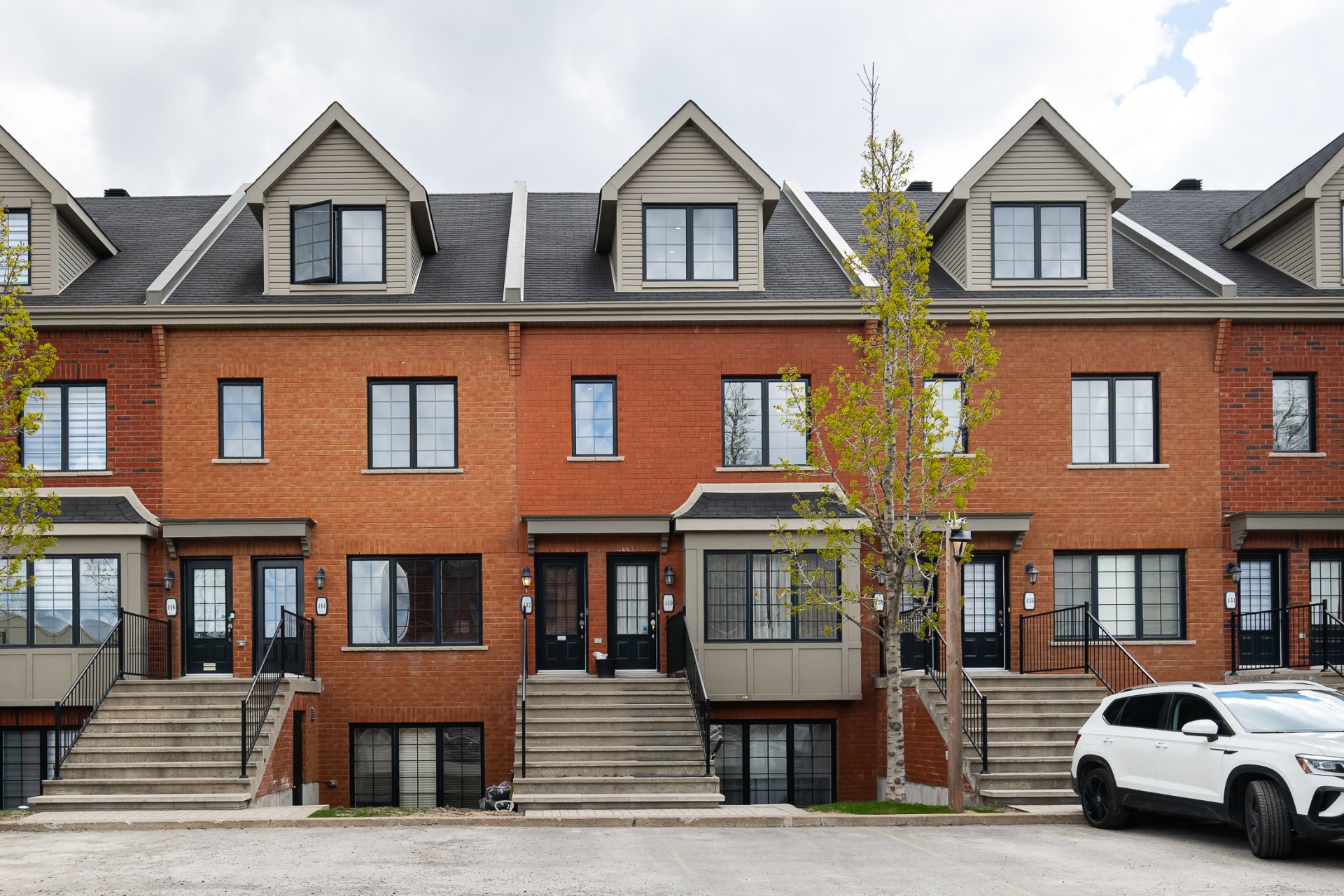 MLS: 18275049