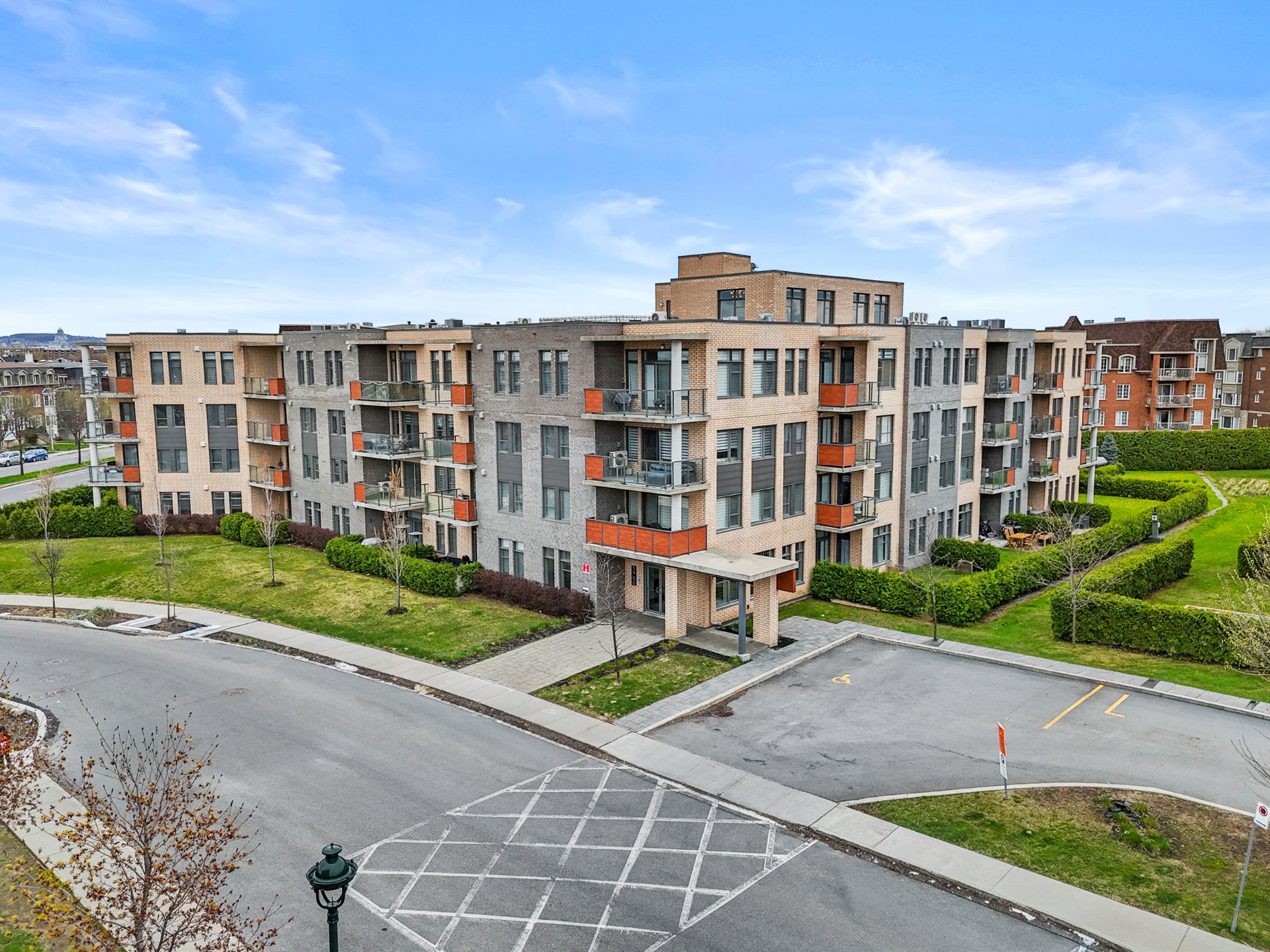 MLS: 15598059
