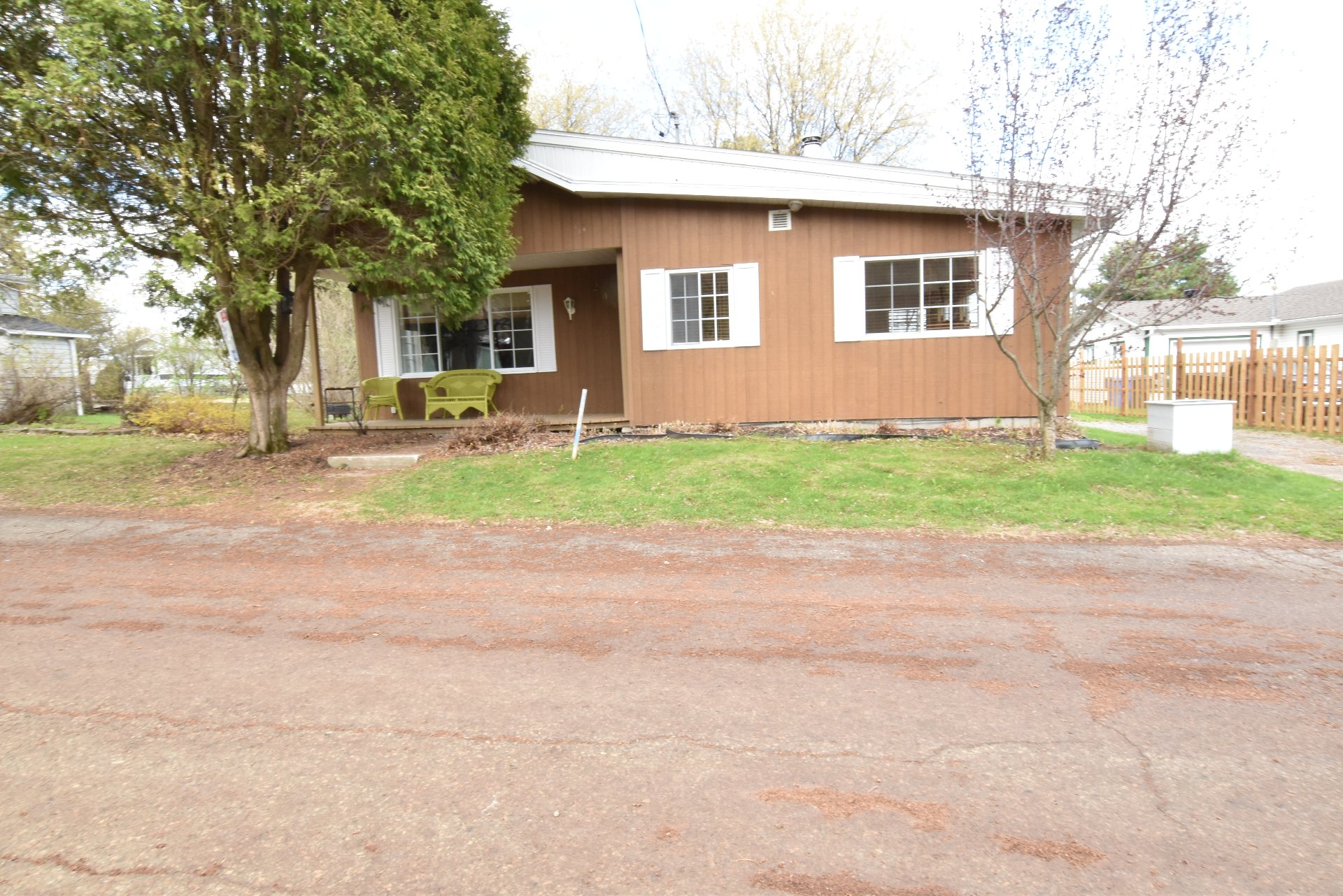 MLS: 15702689