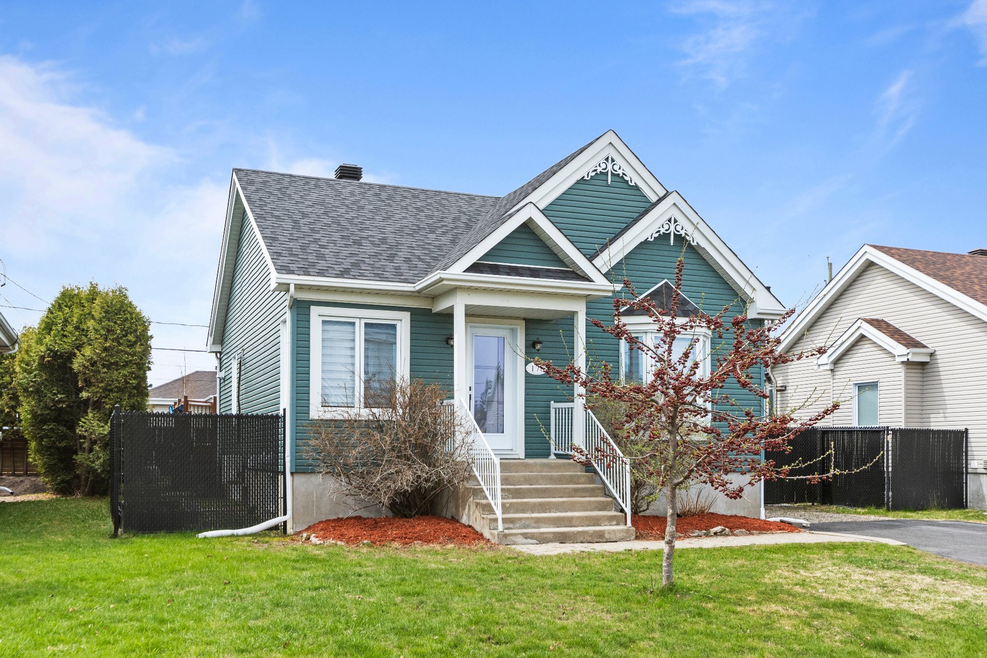 MLS: 19438041