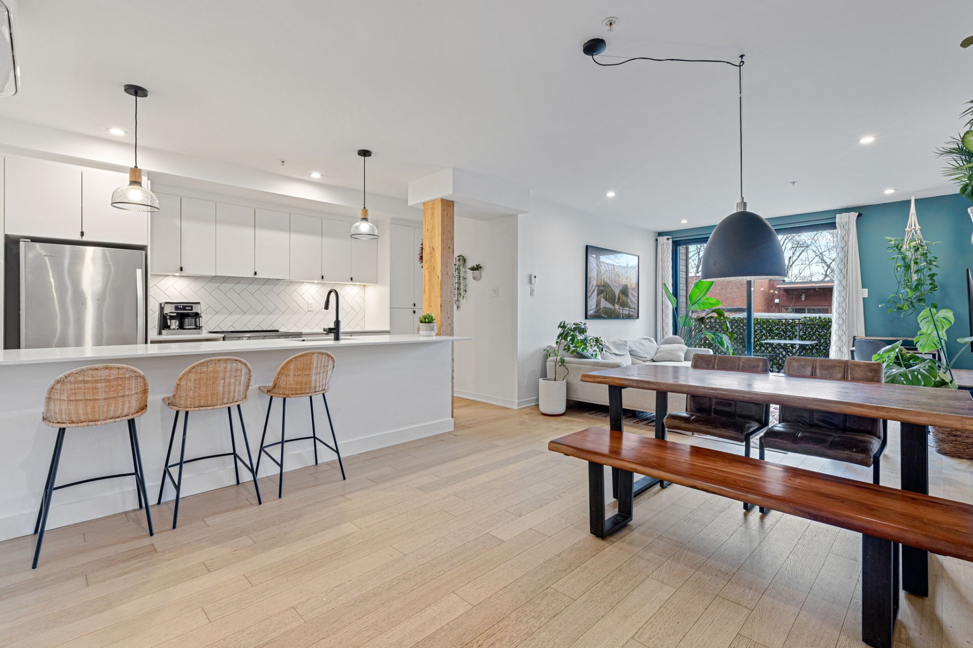 MLS: 9064238