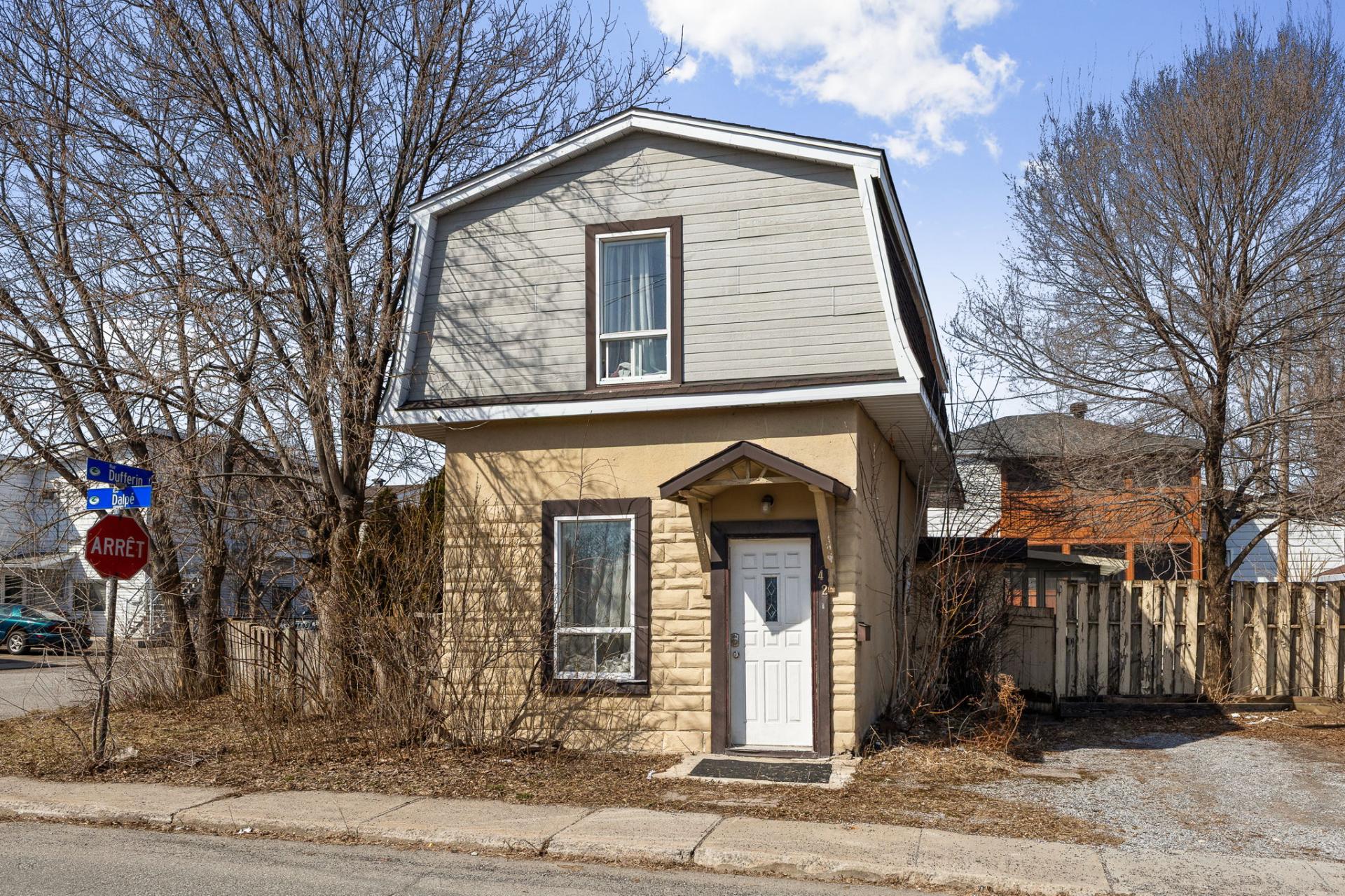 MLS: 16374058