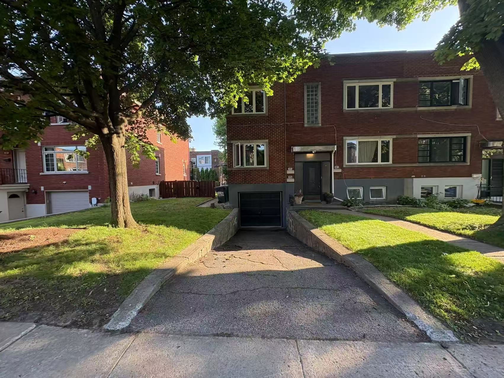 MLS: 28478594