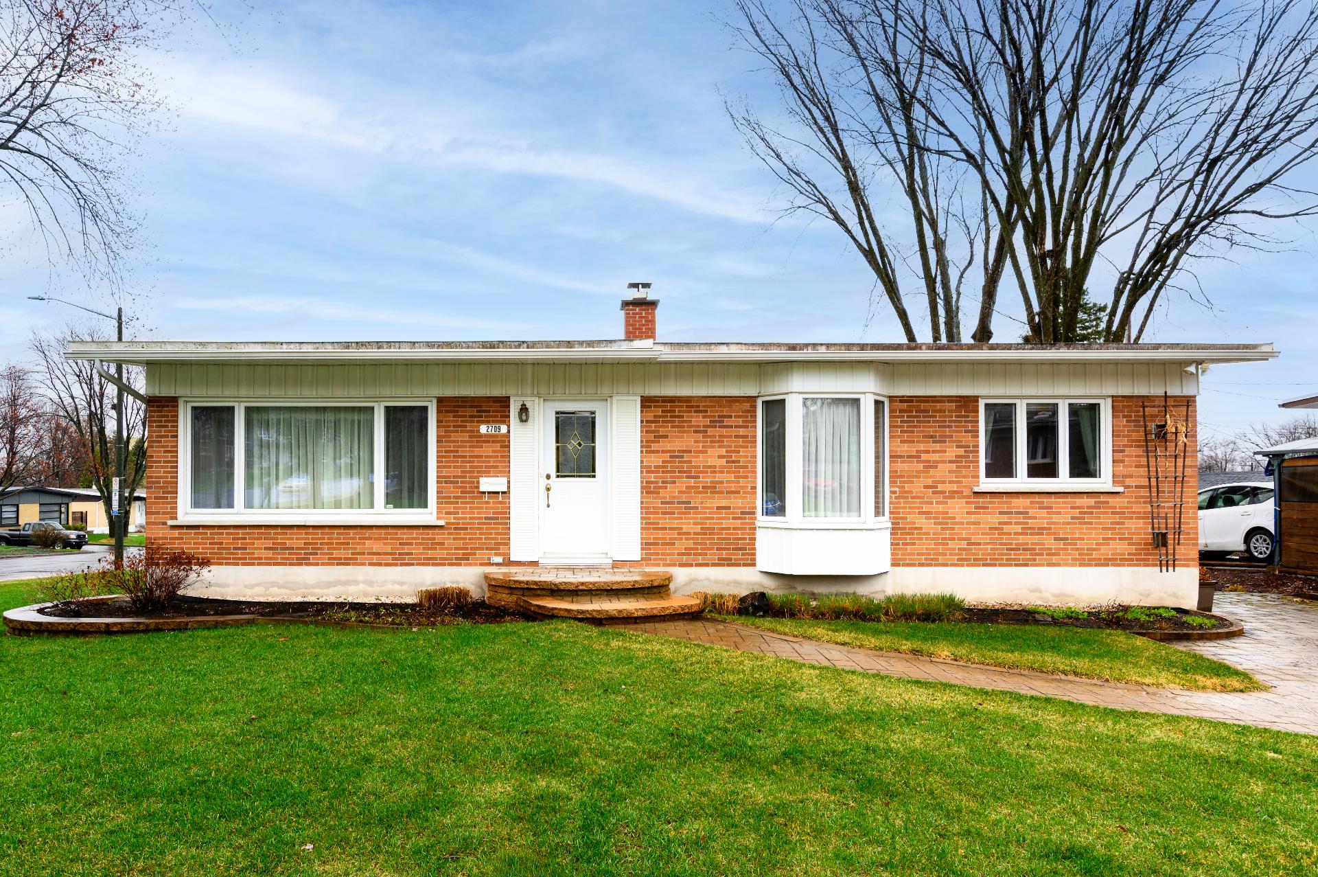 MLS: 19124089