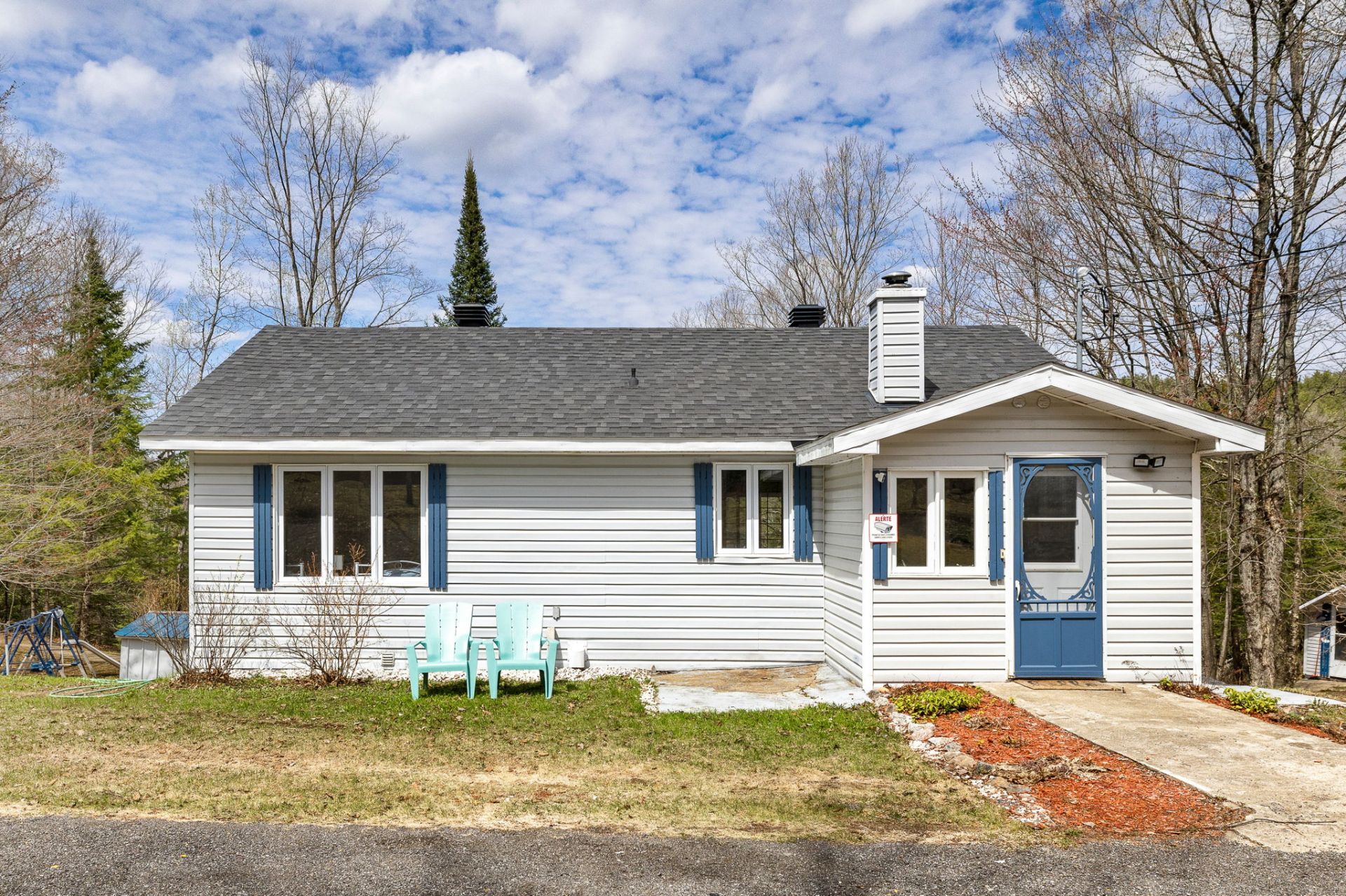 MLS: 26749024