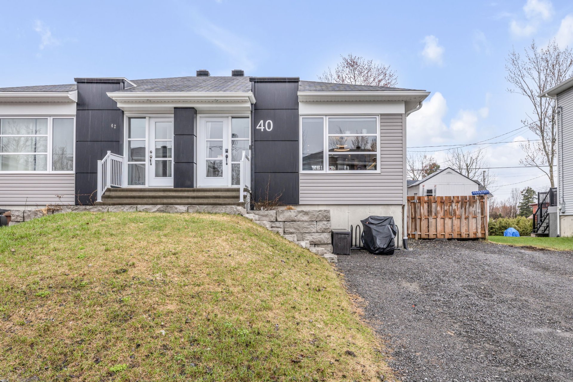 MLS: 23975055