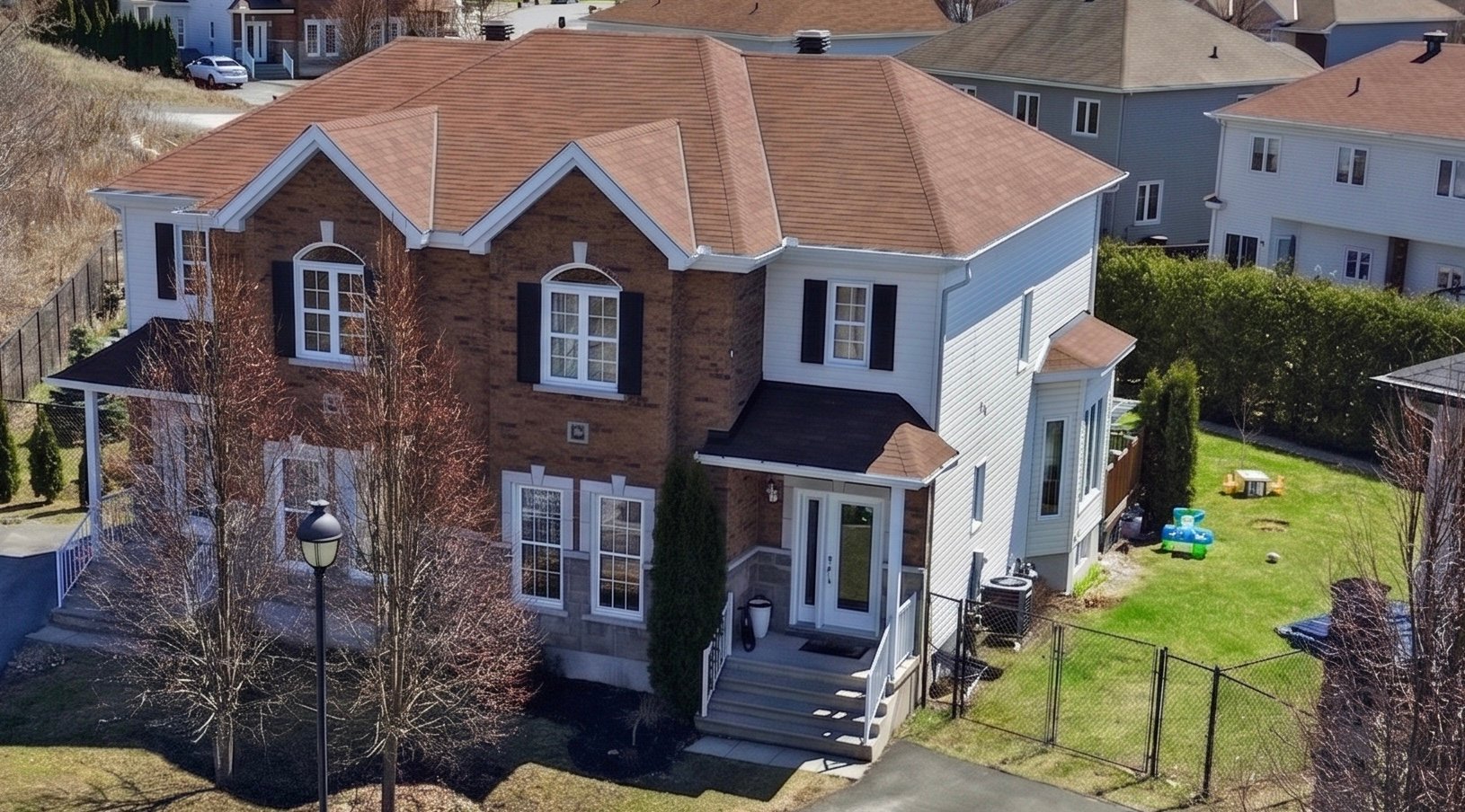 MLS: 28472170
