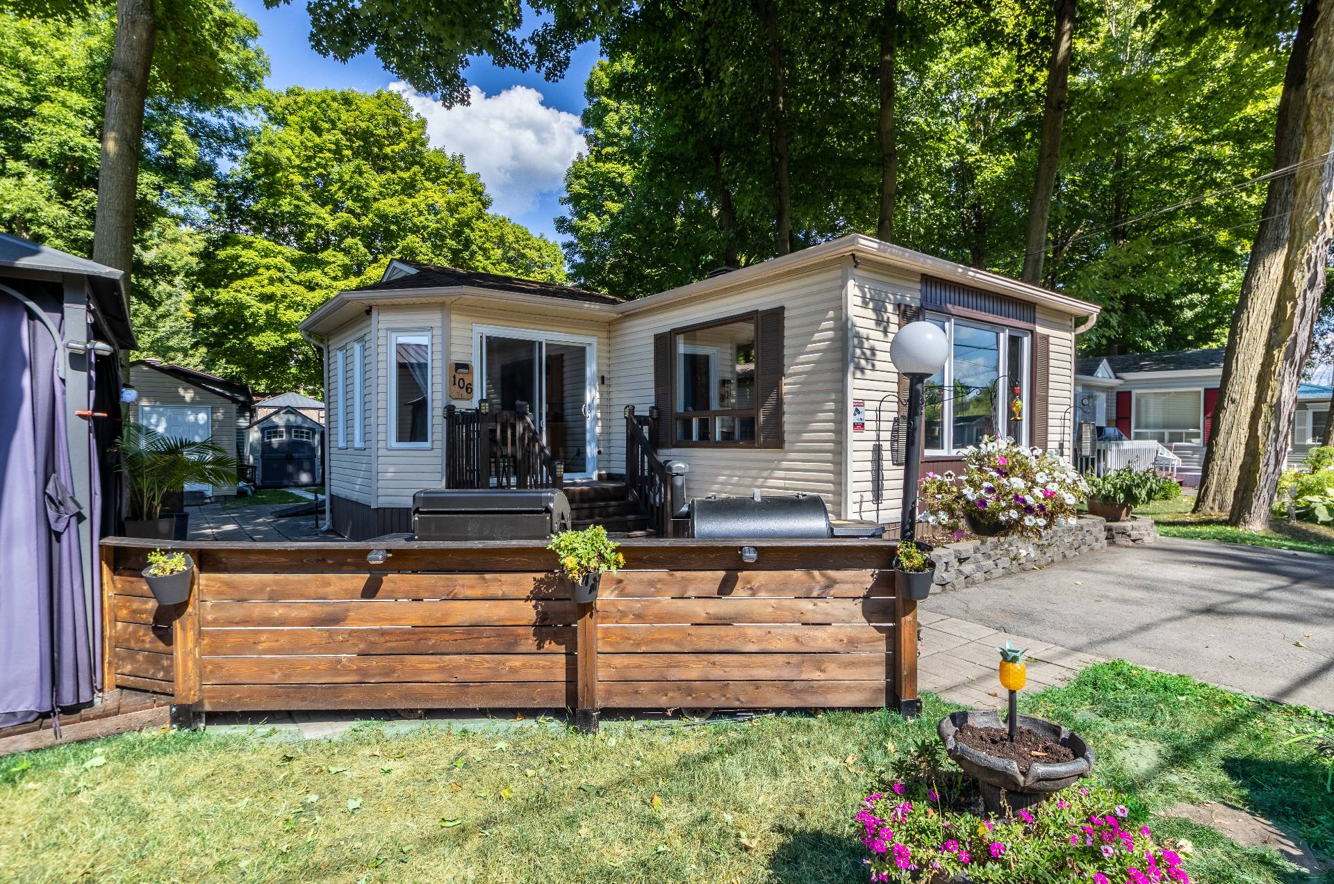 MLS: 20453598