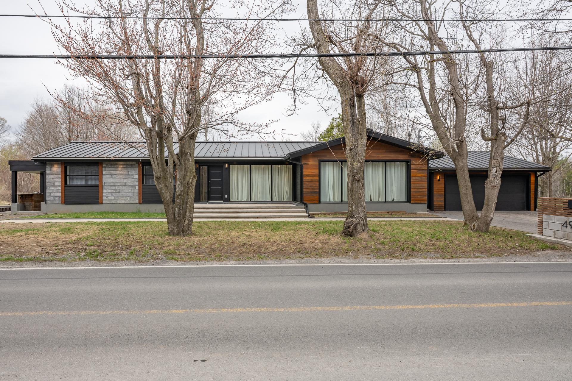 MLS: 18153187