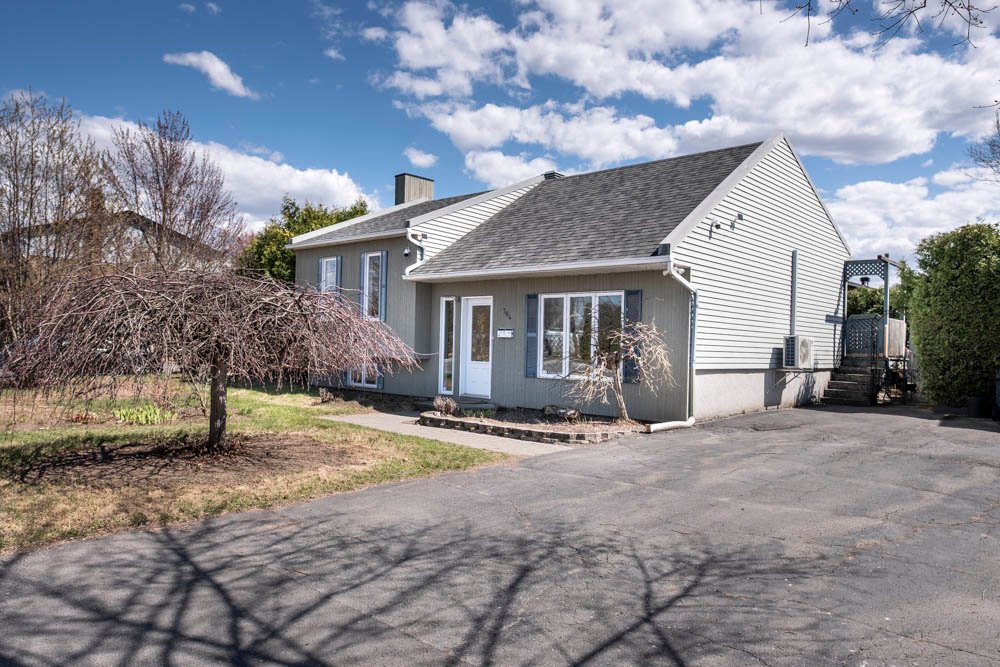 MLS: 17617054
