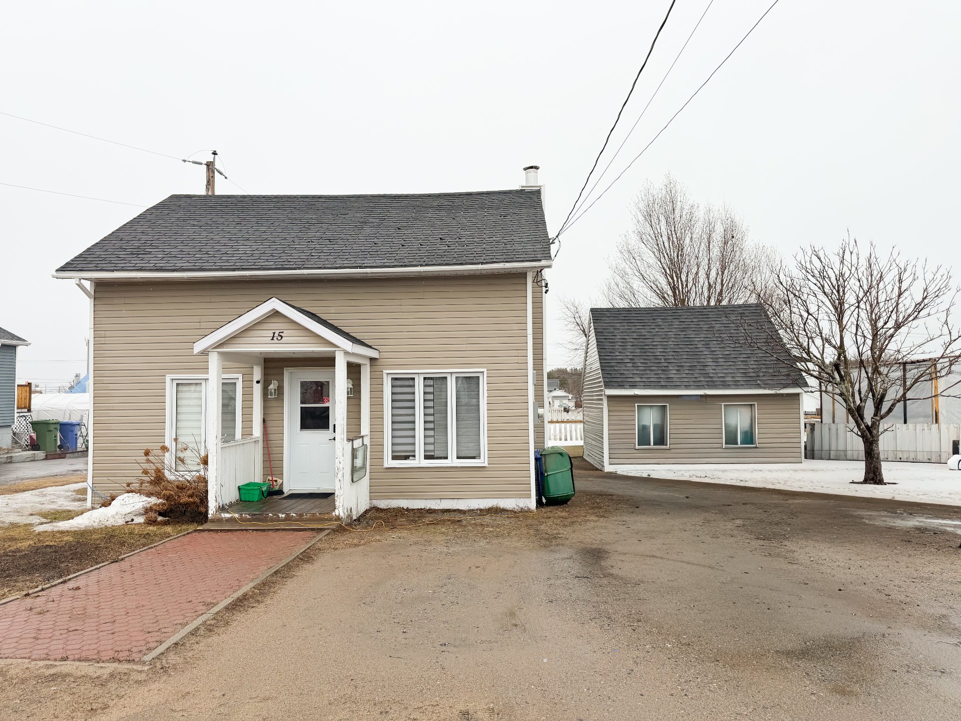 MLS: 22148125