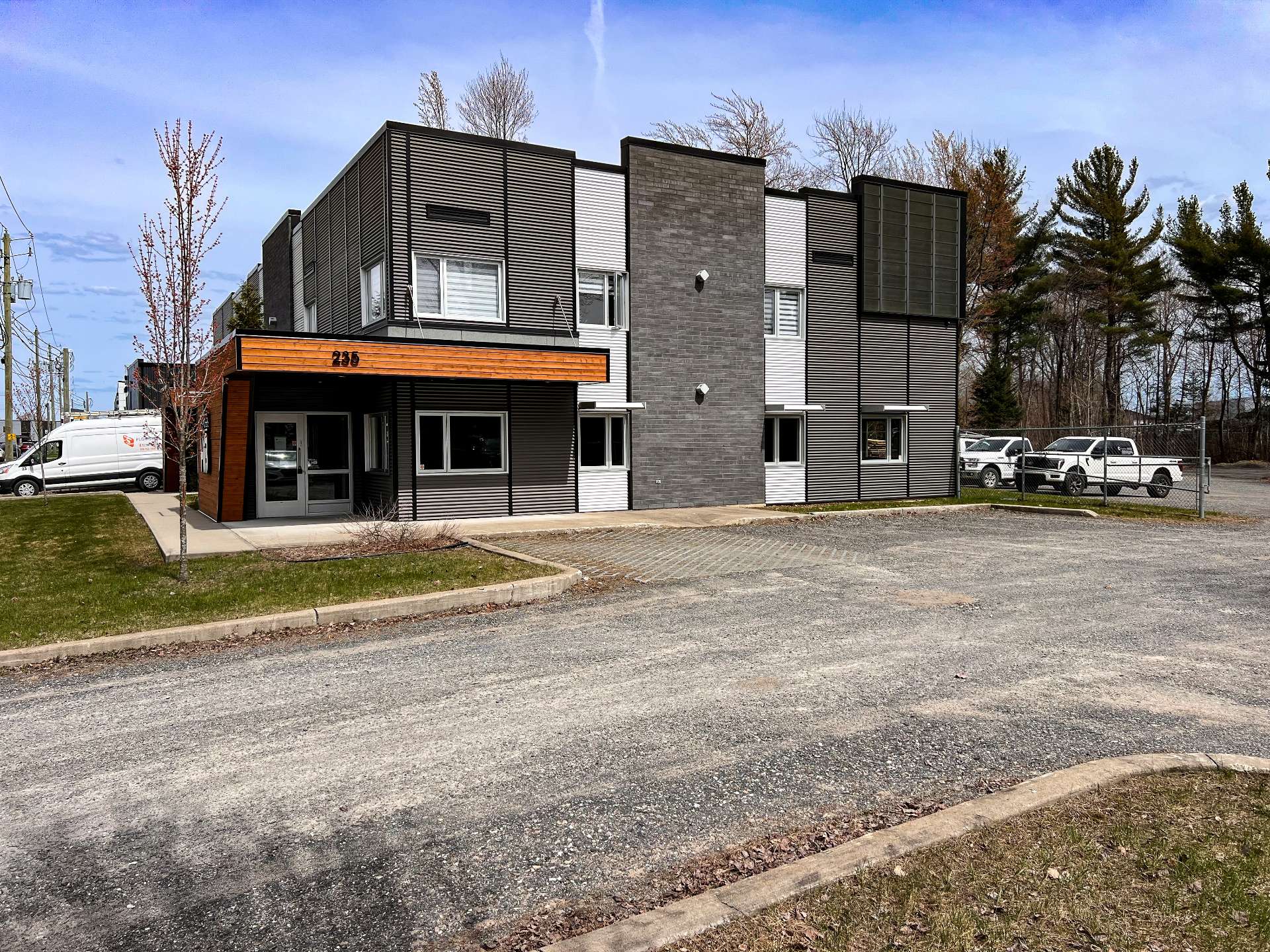 MLS: 18956463