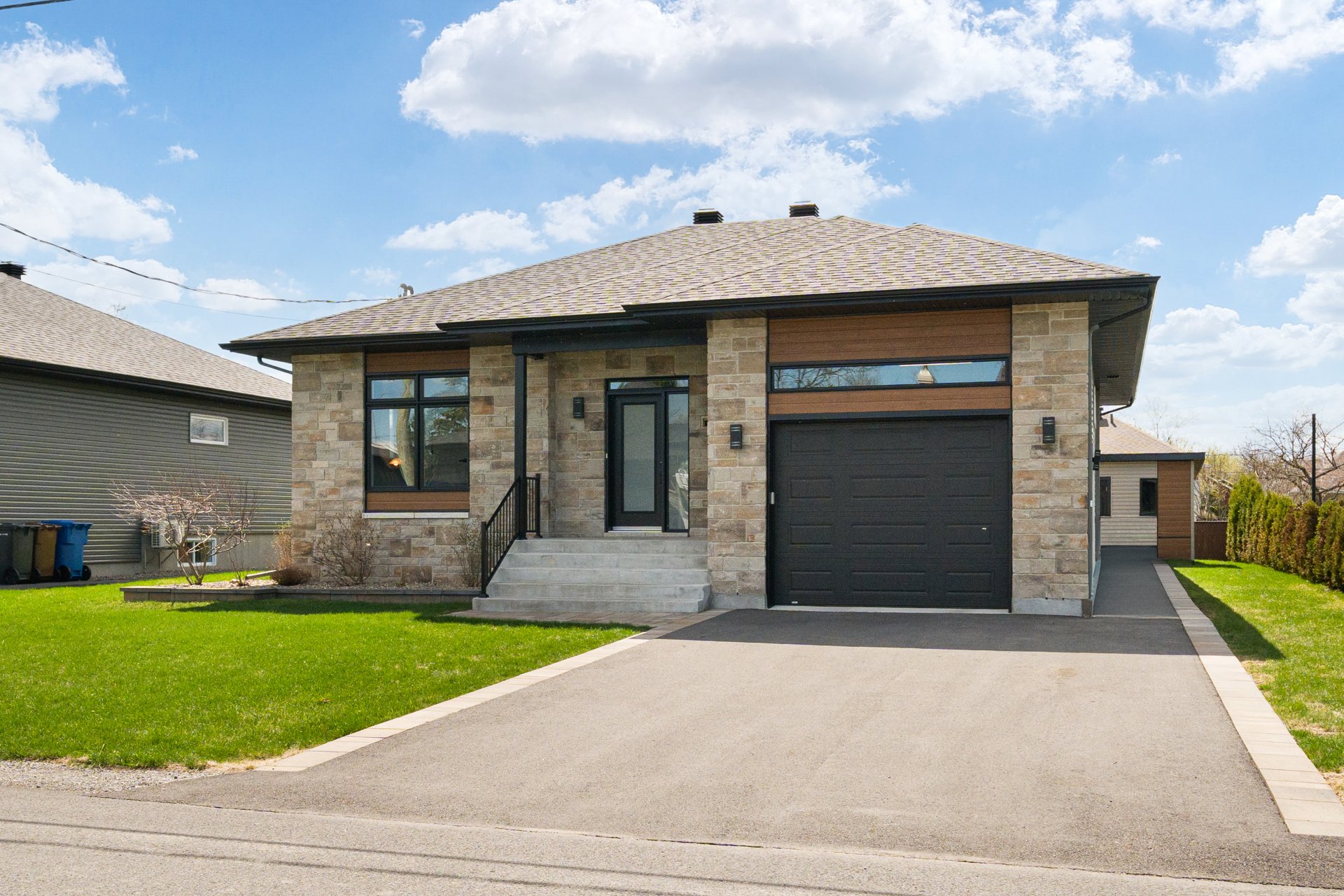 MLS: 17405774