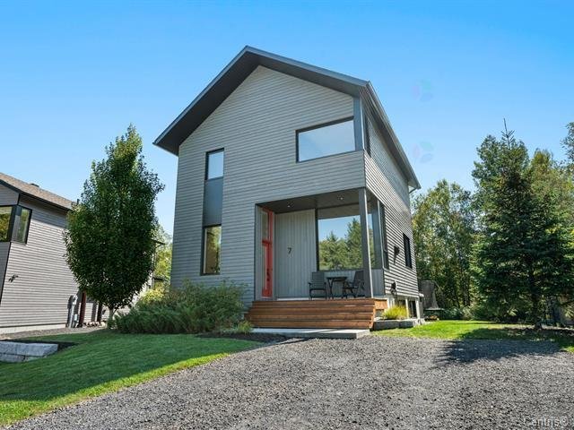 MLS: 16159197