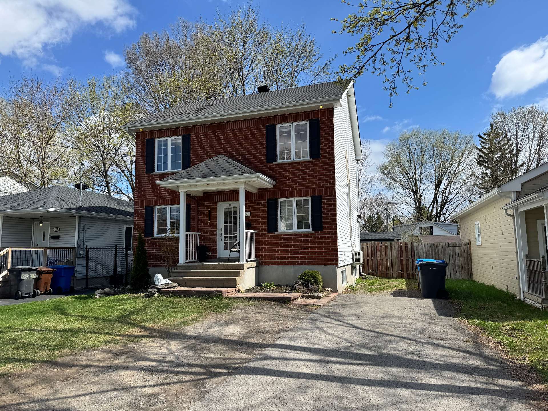 MLS: 24898462