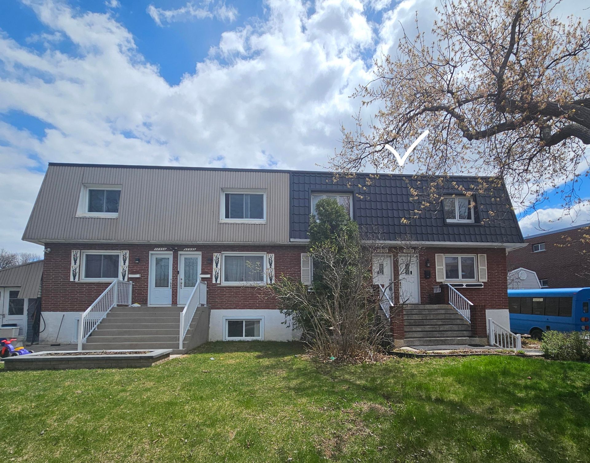 MLS: 25084571