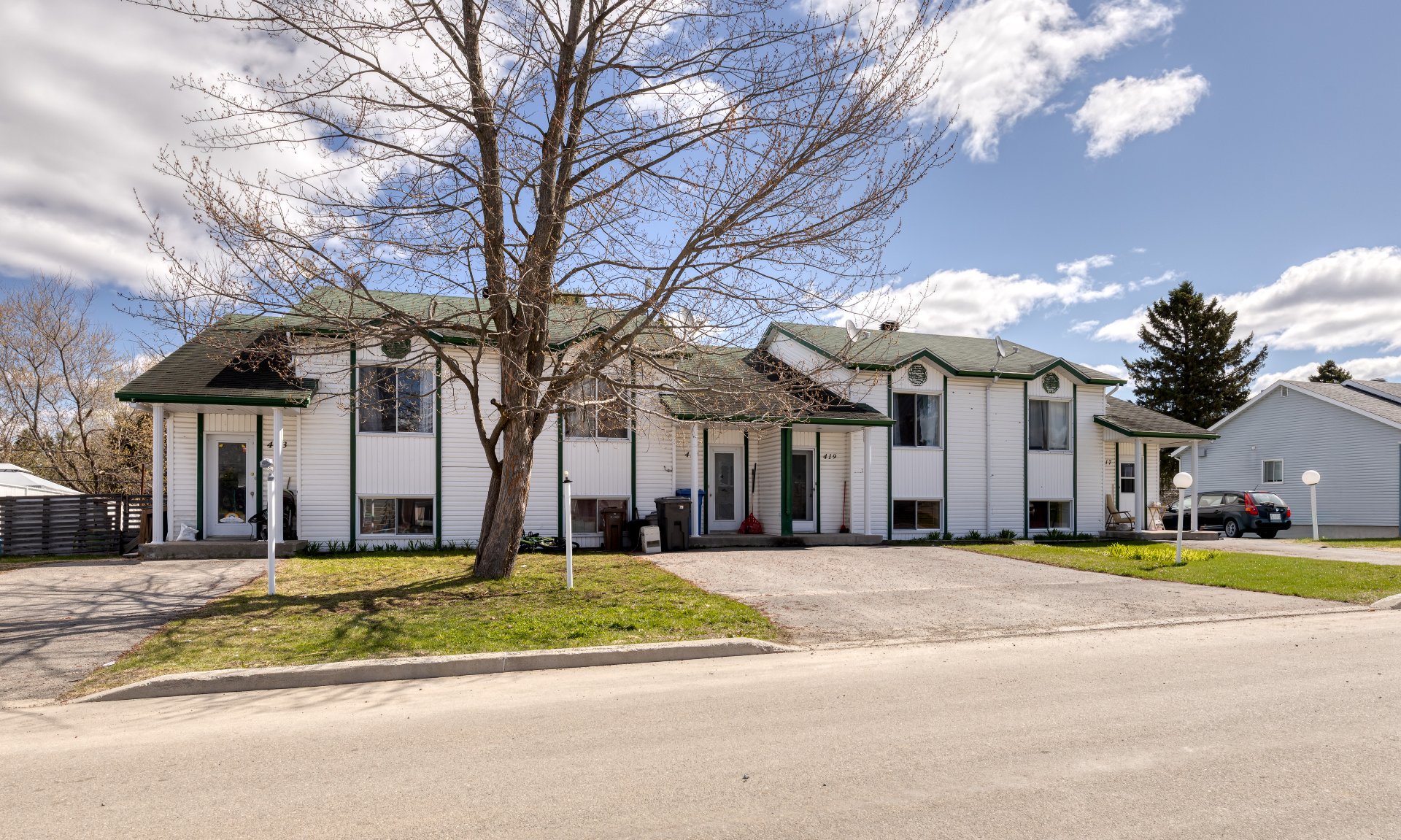 MLS: 28076174