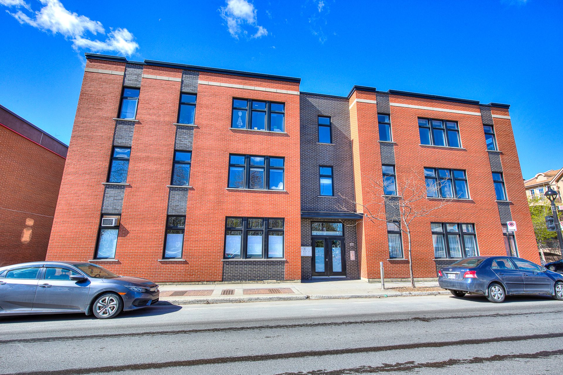 MLS: 22763147