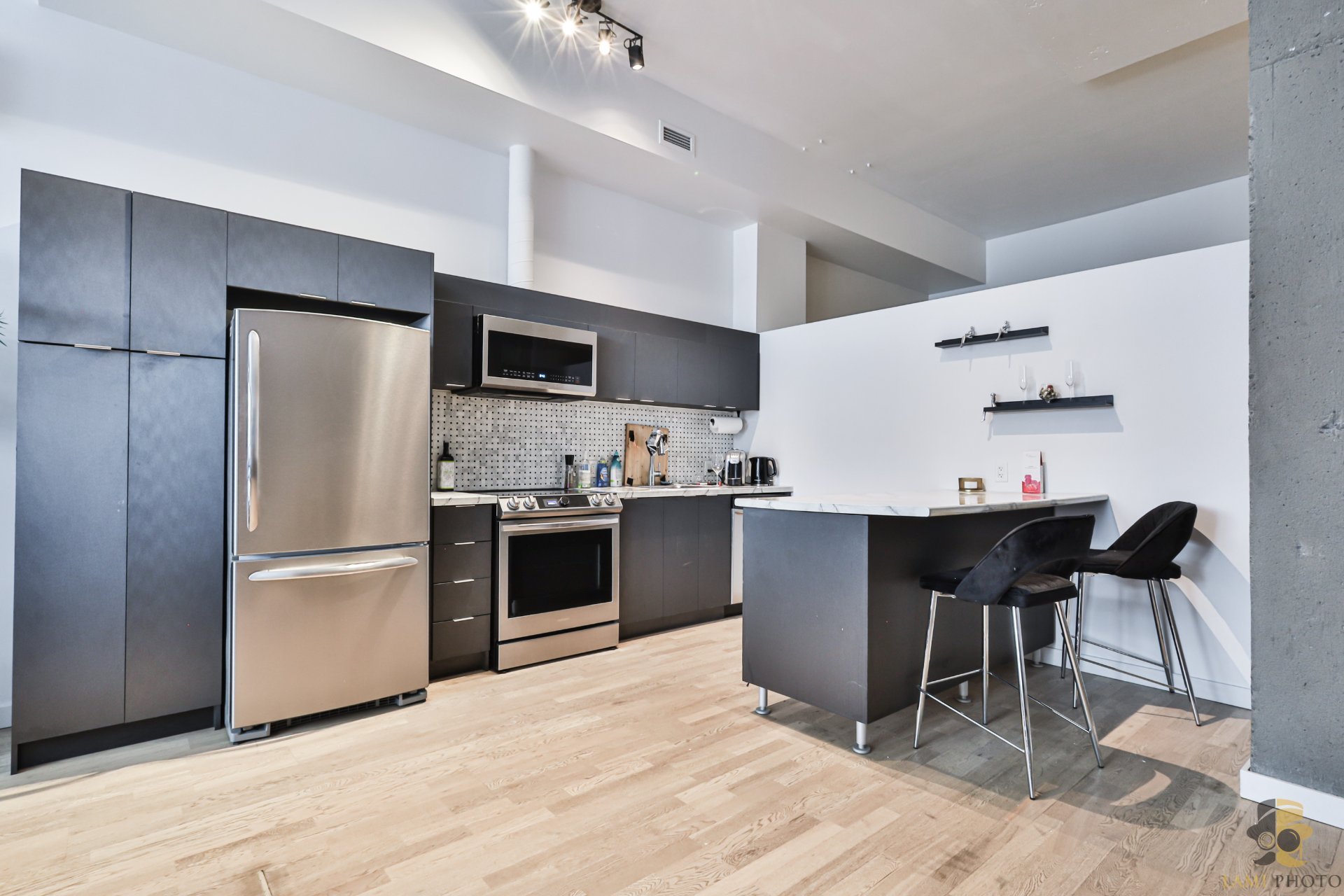 MLS: 19535593