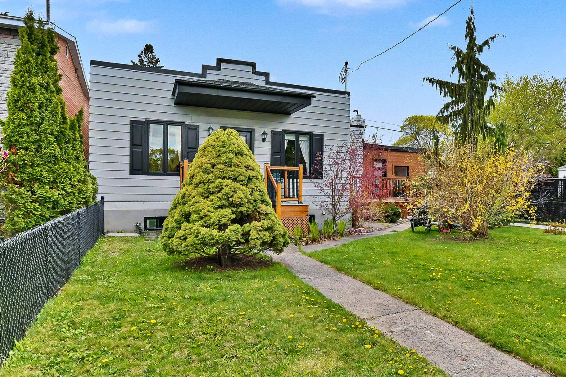 MLS: 15361486