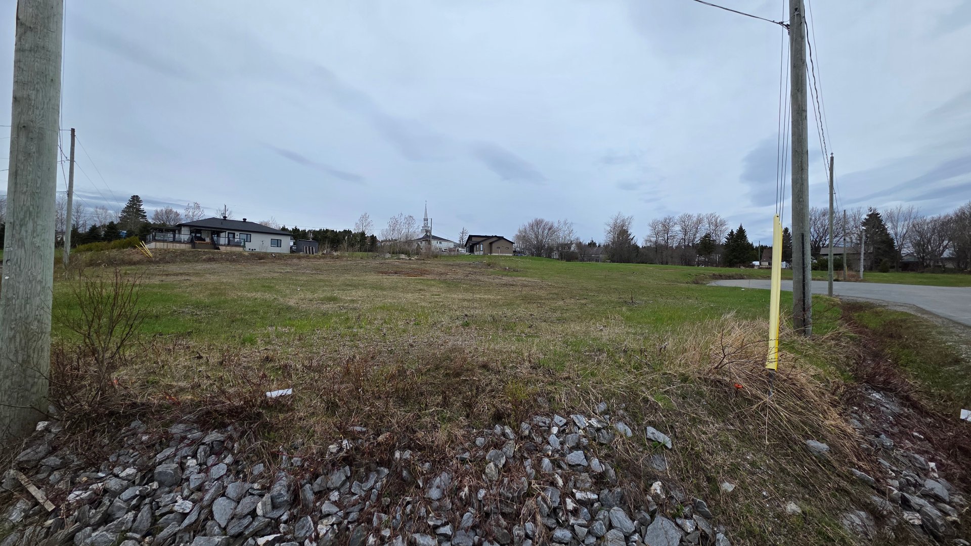 MLS: 16607738