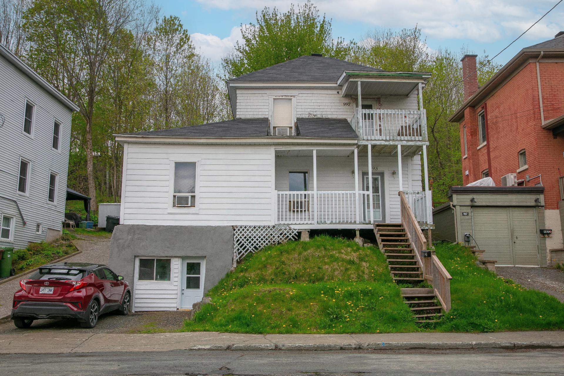 MLS: 17601549