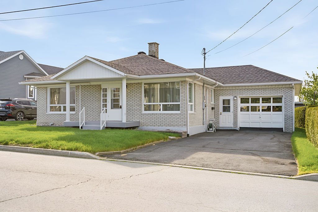 MLS: 16139441